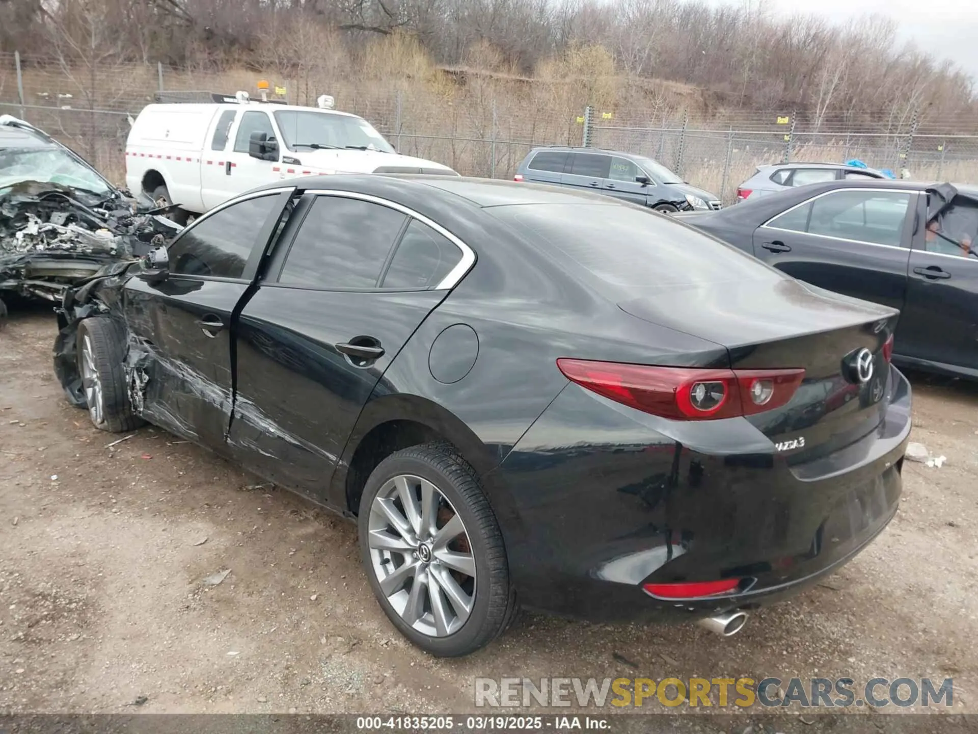 3 fotografías del automóvil dañado 3MZBPACM2PM370346 MAZDA MAZDA3 2023