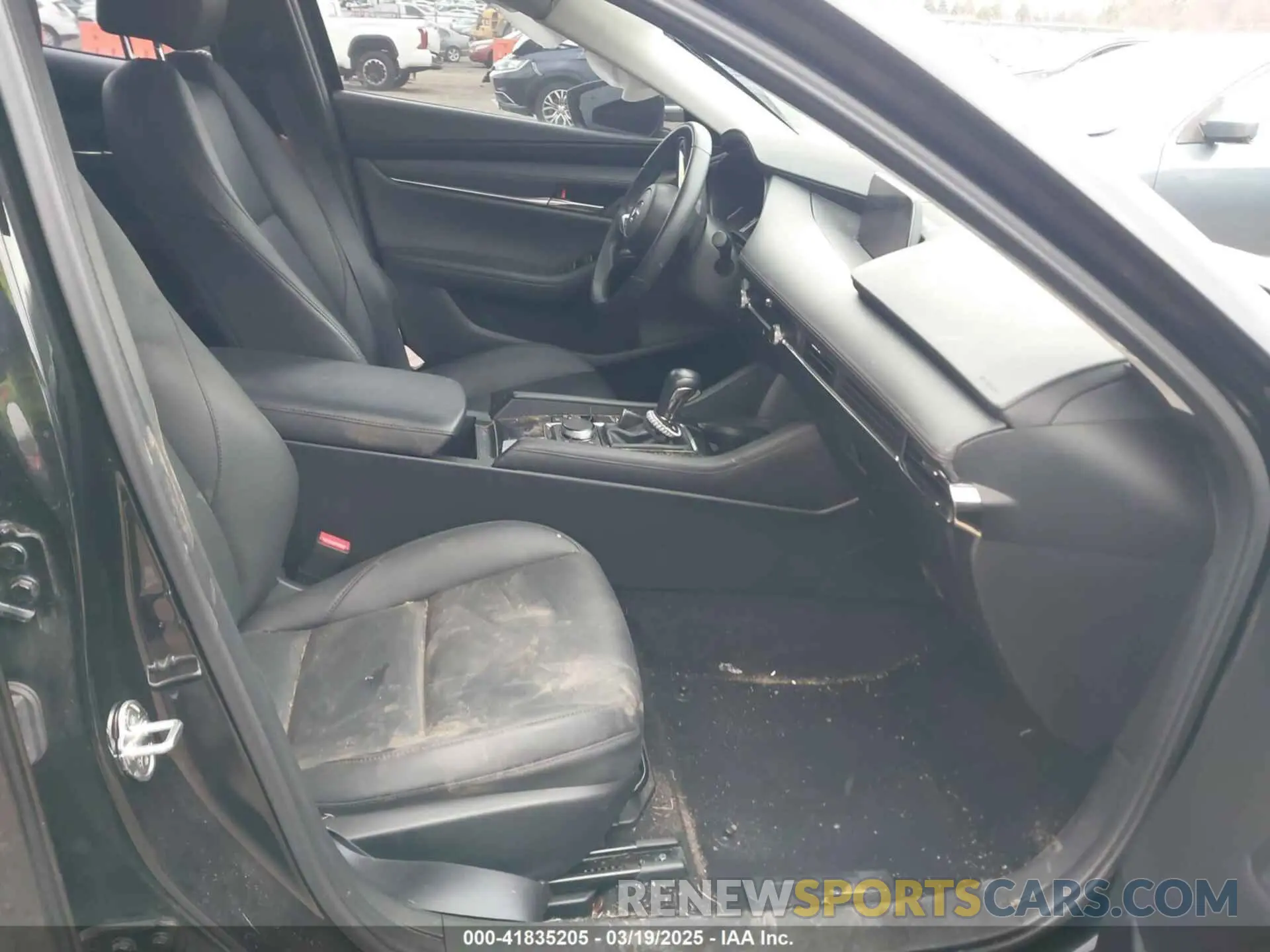 5 fotografías del automóvil dañado 3MZBPACM2PM370346 MAZDA MAZDA3 2023
