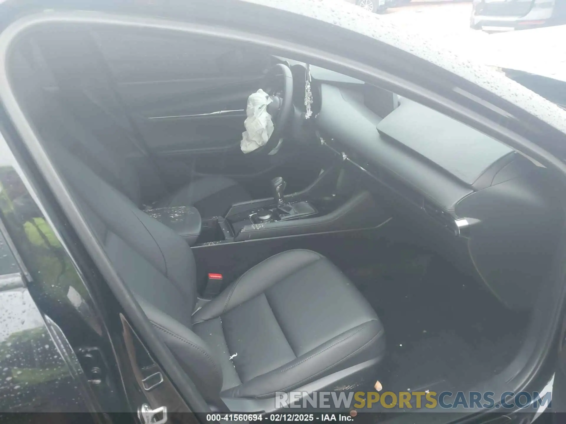5 fotografías del automóvil dañado 3MZBPACM2PM383419 MAZDA MAZDA3 2023