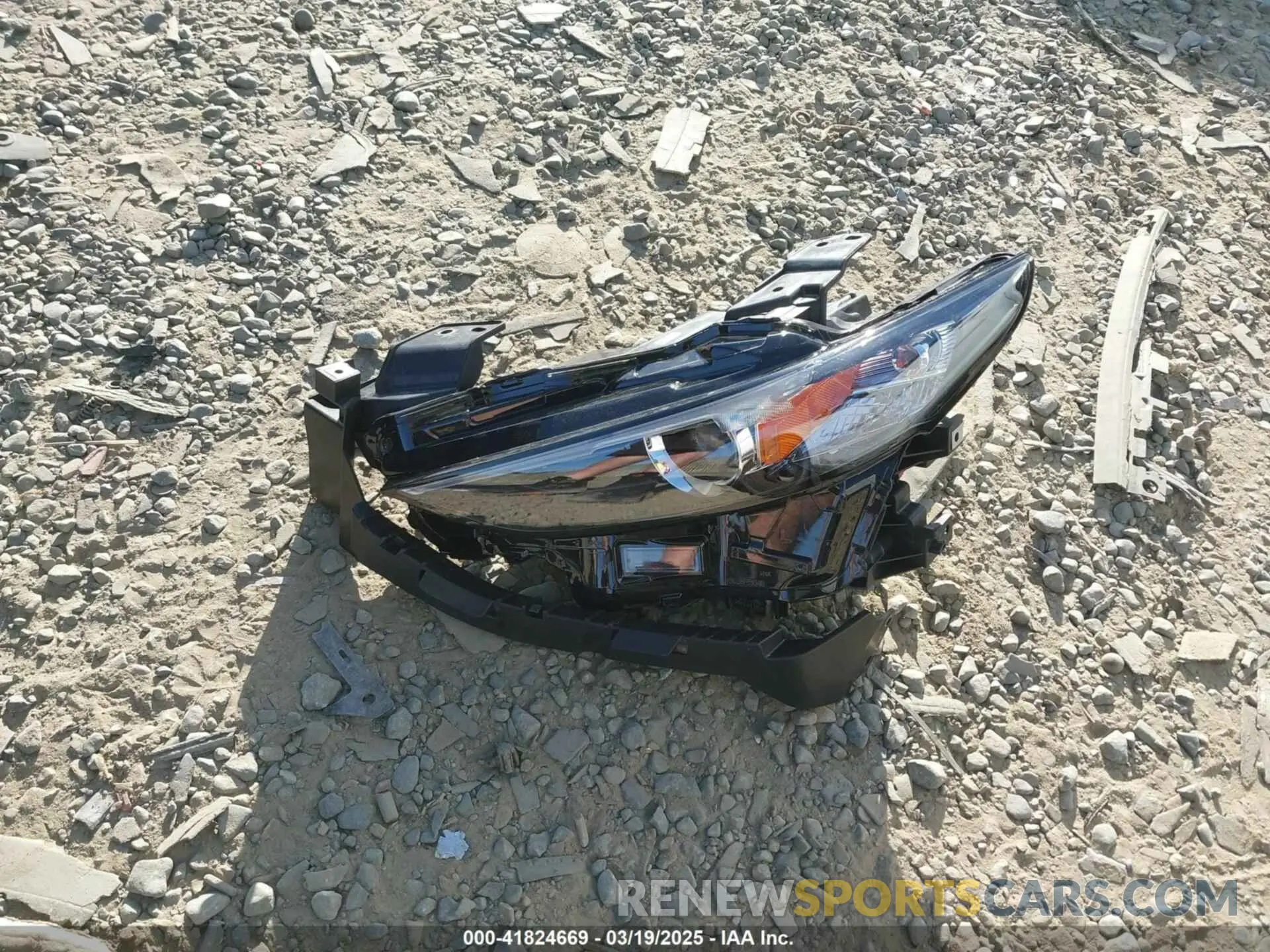 12 fotografías del automóvil dañado 3MZBPBCM9PM379115 MAZDA MAZDA3 2023