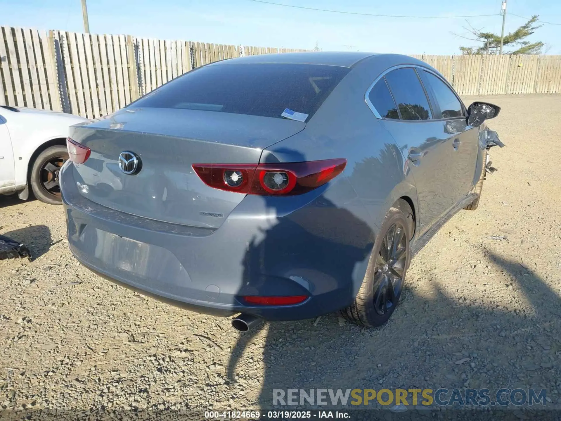 4 fotografías del automóvil dañado 3MZBPBCM9PM379115 MAZDA MAZDA3 2023