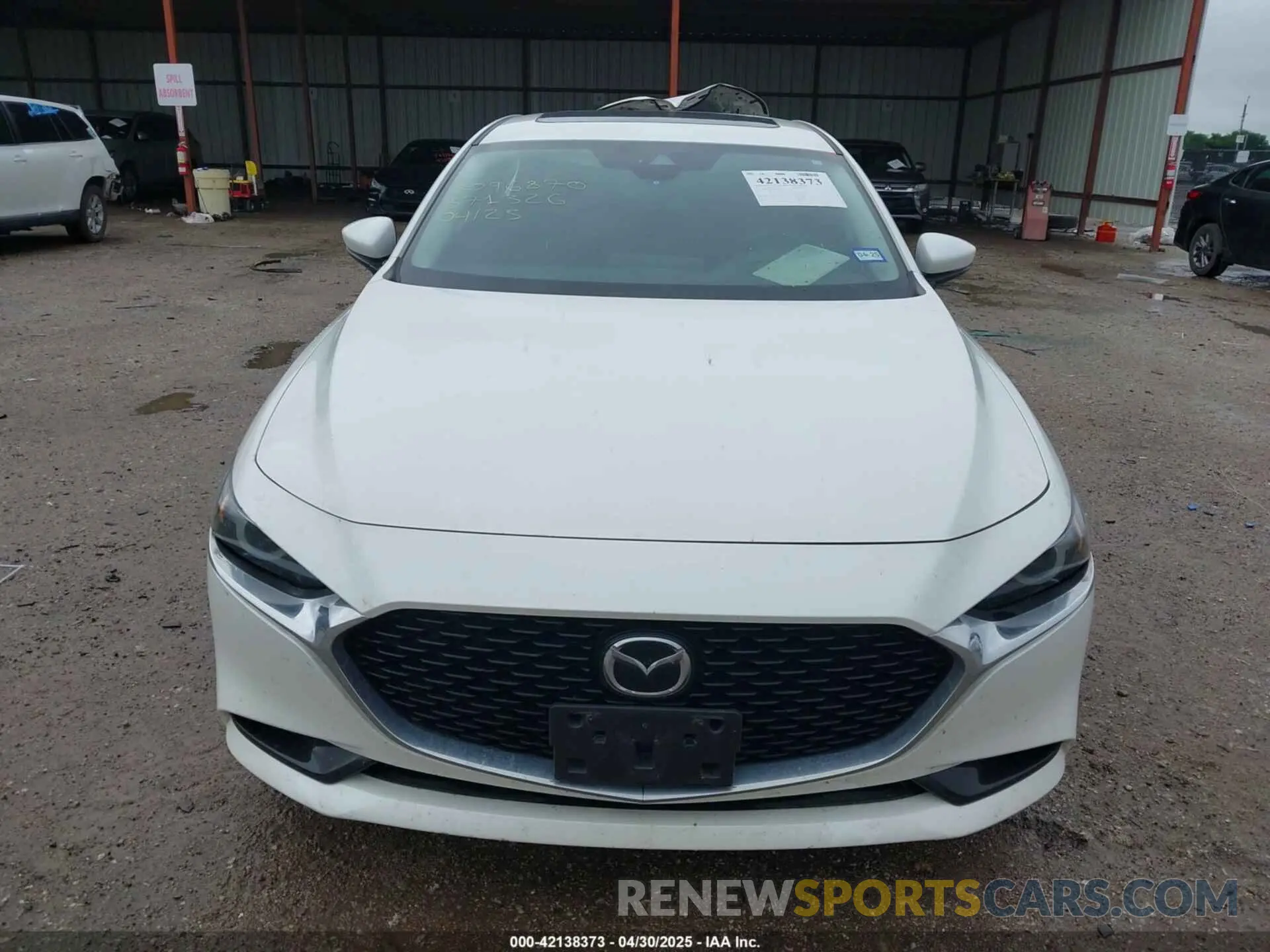 12 fotografías del automóvil dañado 3MZBPBDM6PM371326 MAZDA MAZDA3 2023