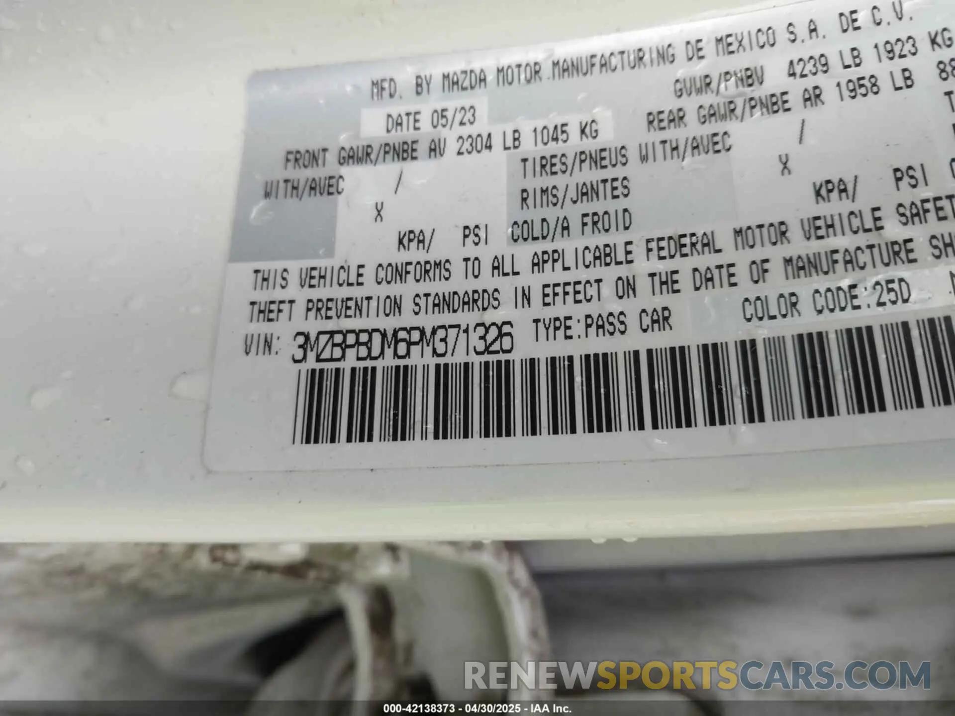 9 fotografías del automóvil dañado 3MZBPBDM6PM371326 MAZDA MAZDA3 2023