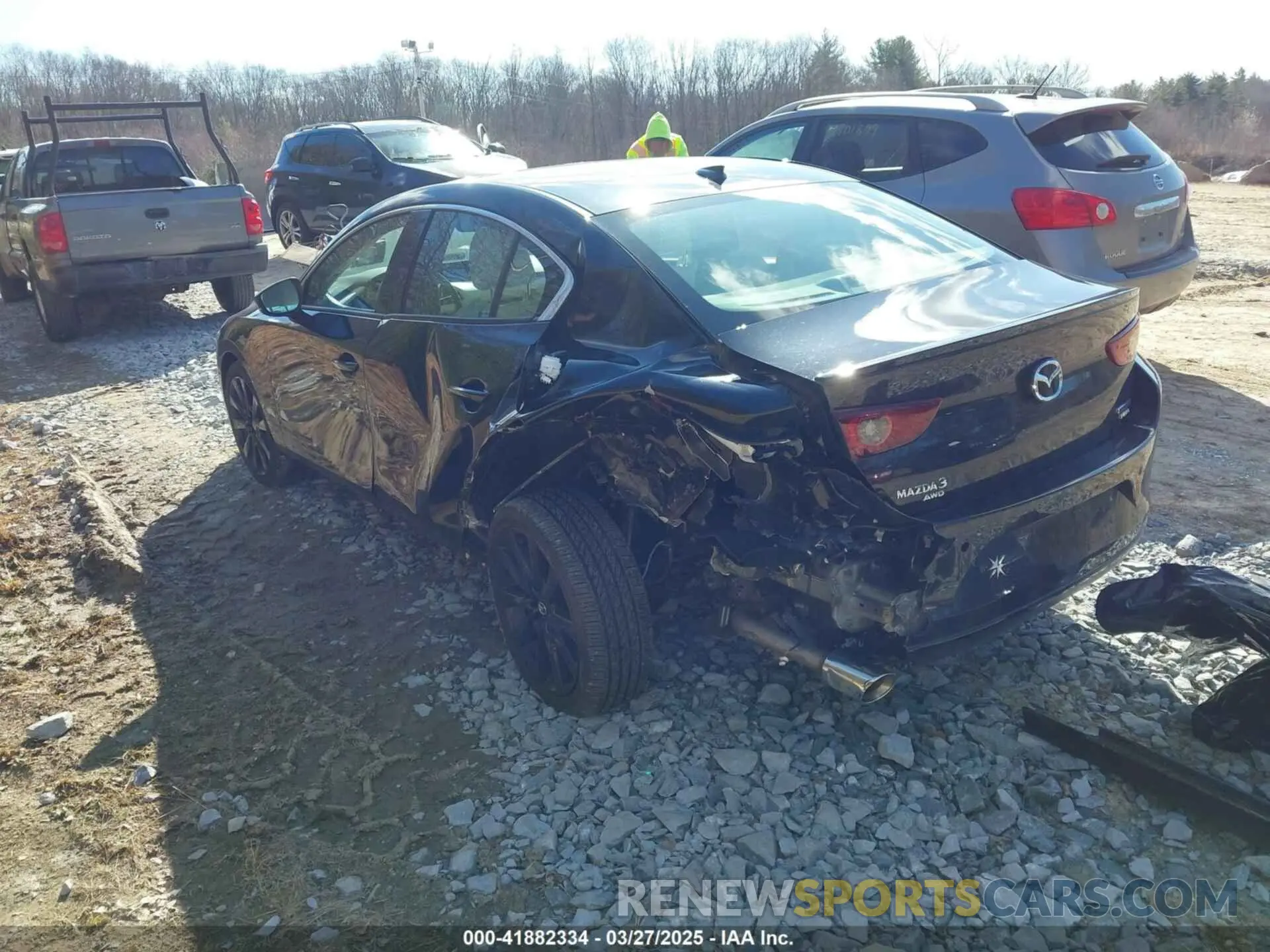 3 fotografías del automóvil dañado 3MZBPBEY9PM385318 MAZDA MAZDA3 2023