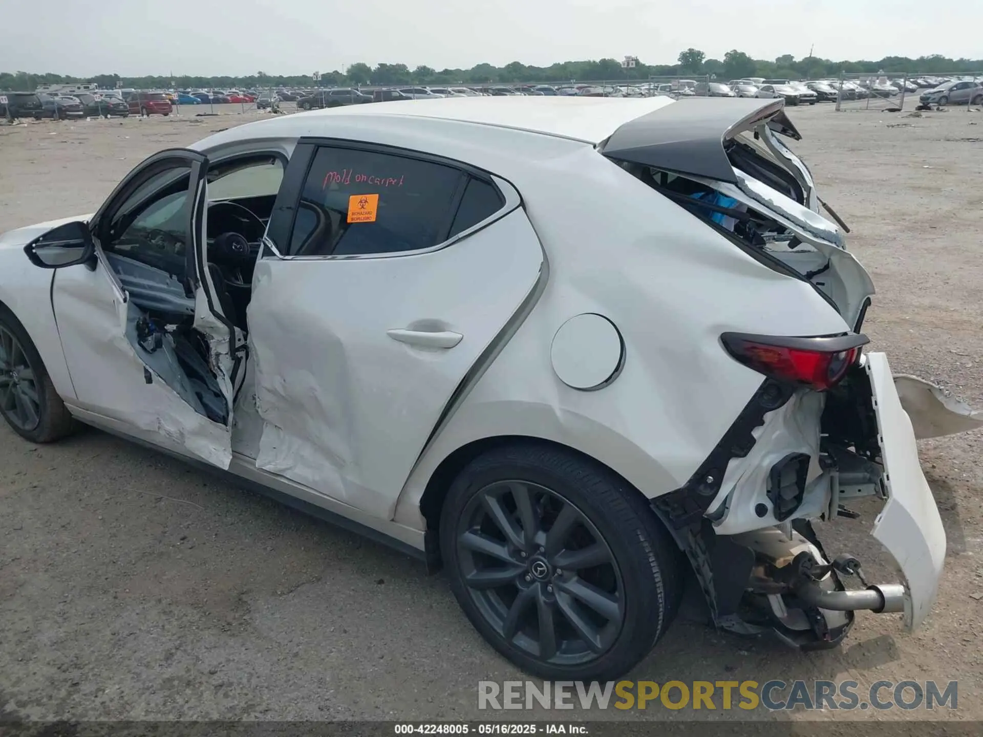 11 fotografías del automóvil dañado JM1BPAKM3P1616743 MAZDA MAZDA3 2023