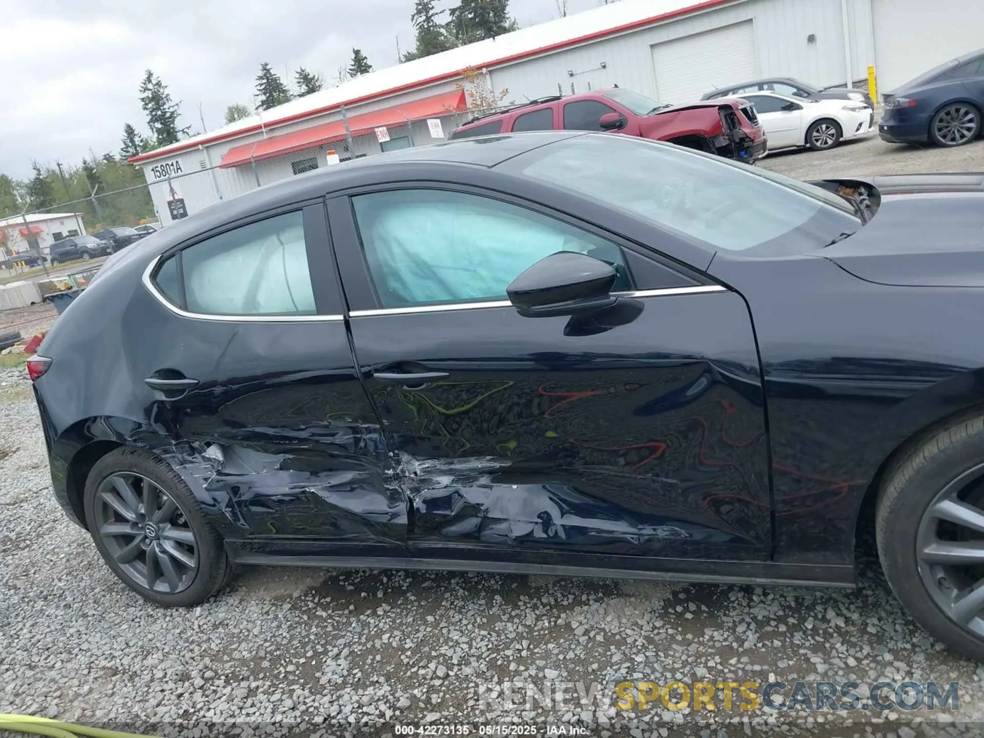 13 fotografías del automóvil dañado JM1BPAKM8P1614499 MAZDA MAZDA3 2023