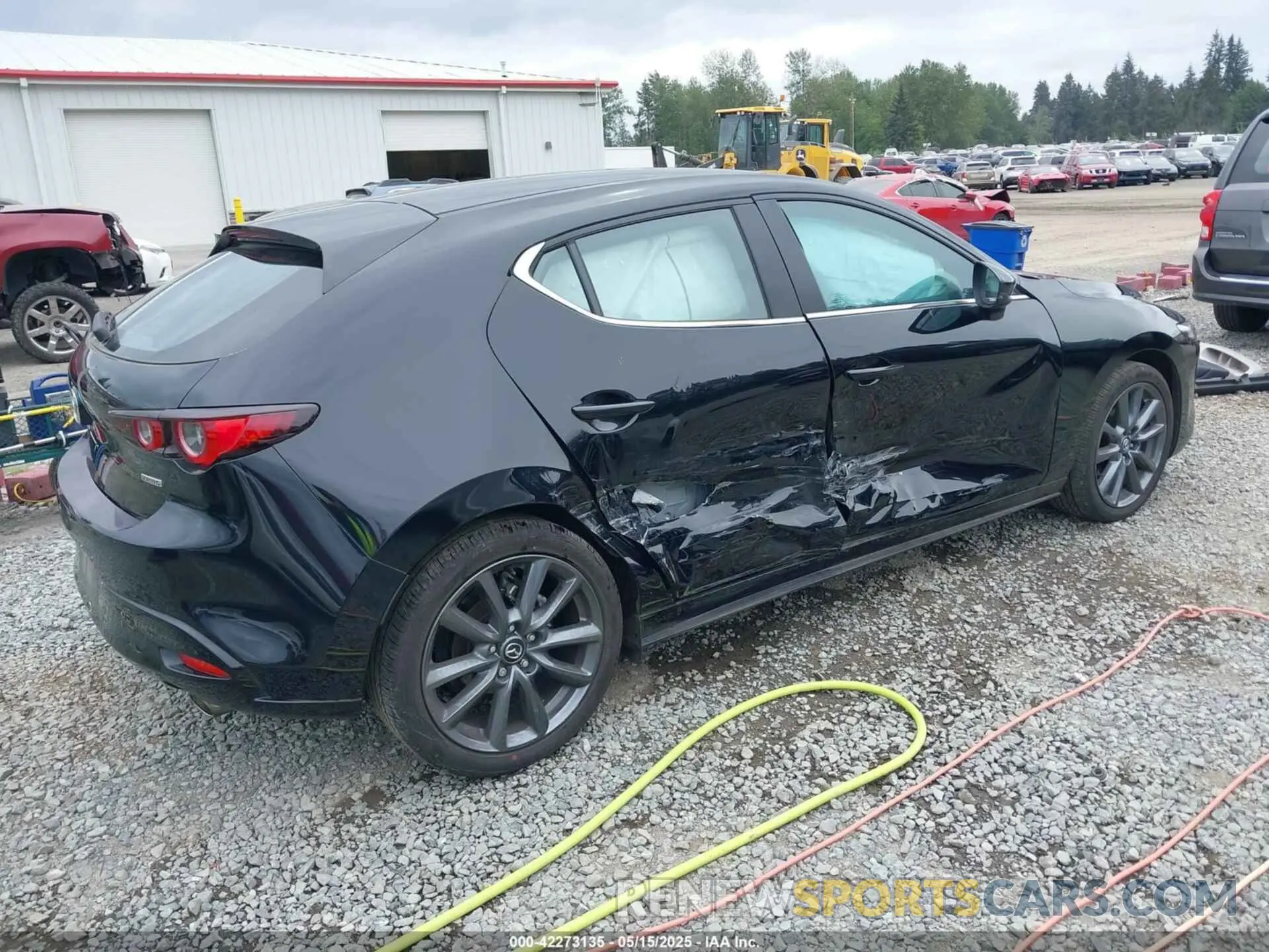 4 fotografías del automóvil dañado JM1BPAKM8P1614499 MAZDA MAZDA3 2023