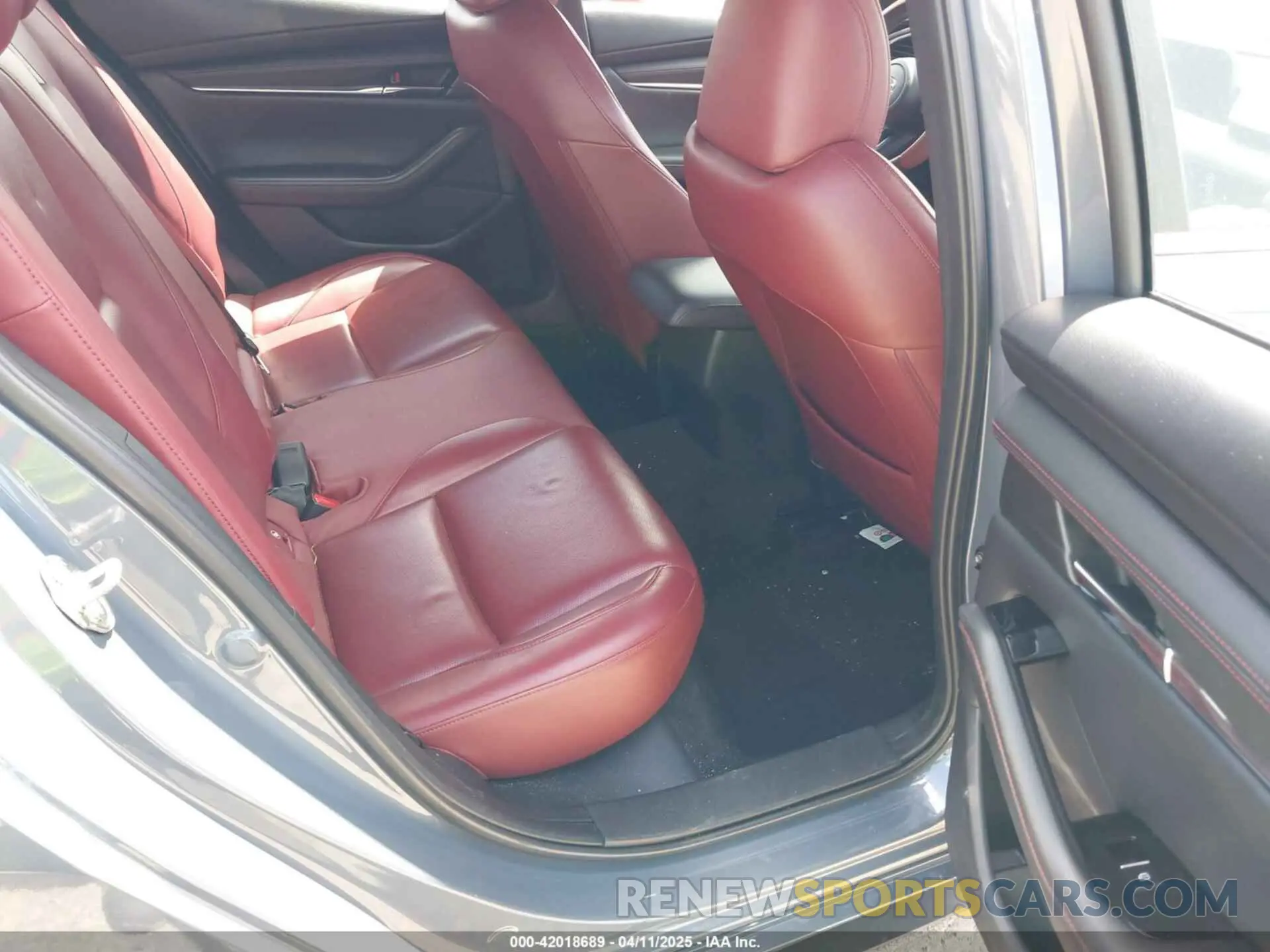 8 fotografías del automóvil dañado JM1BPALM2P1606784 MAZDA MAZDA3 2023