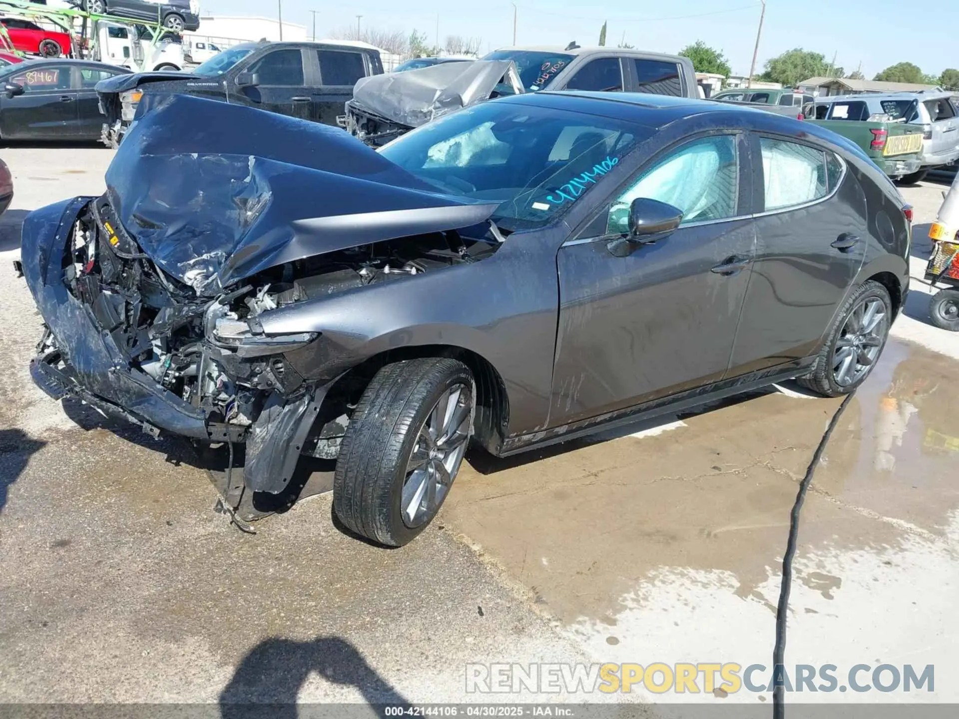 2 fotografías del automóvil dañado JM1BPALM6P1610353 MAZDA MAZDA3 2023