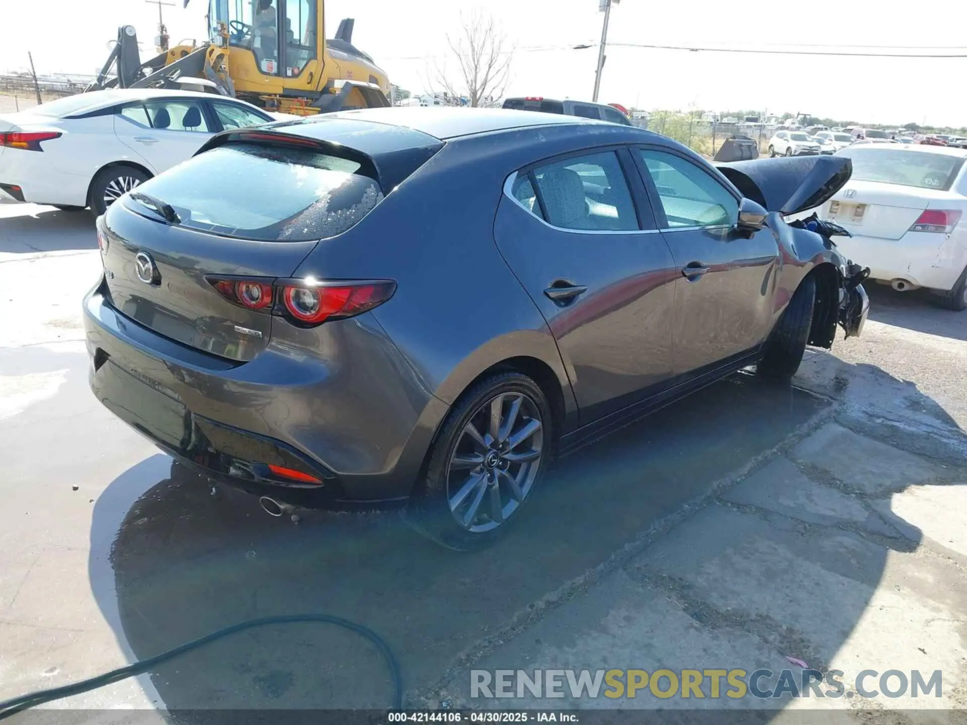 4 fotografías del automóvil dañado JM1BPALM6P1610353 MAZDA MAZDA3 2023