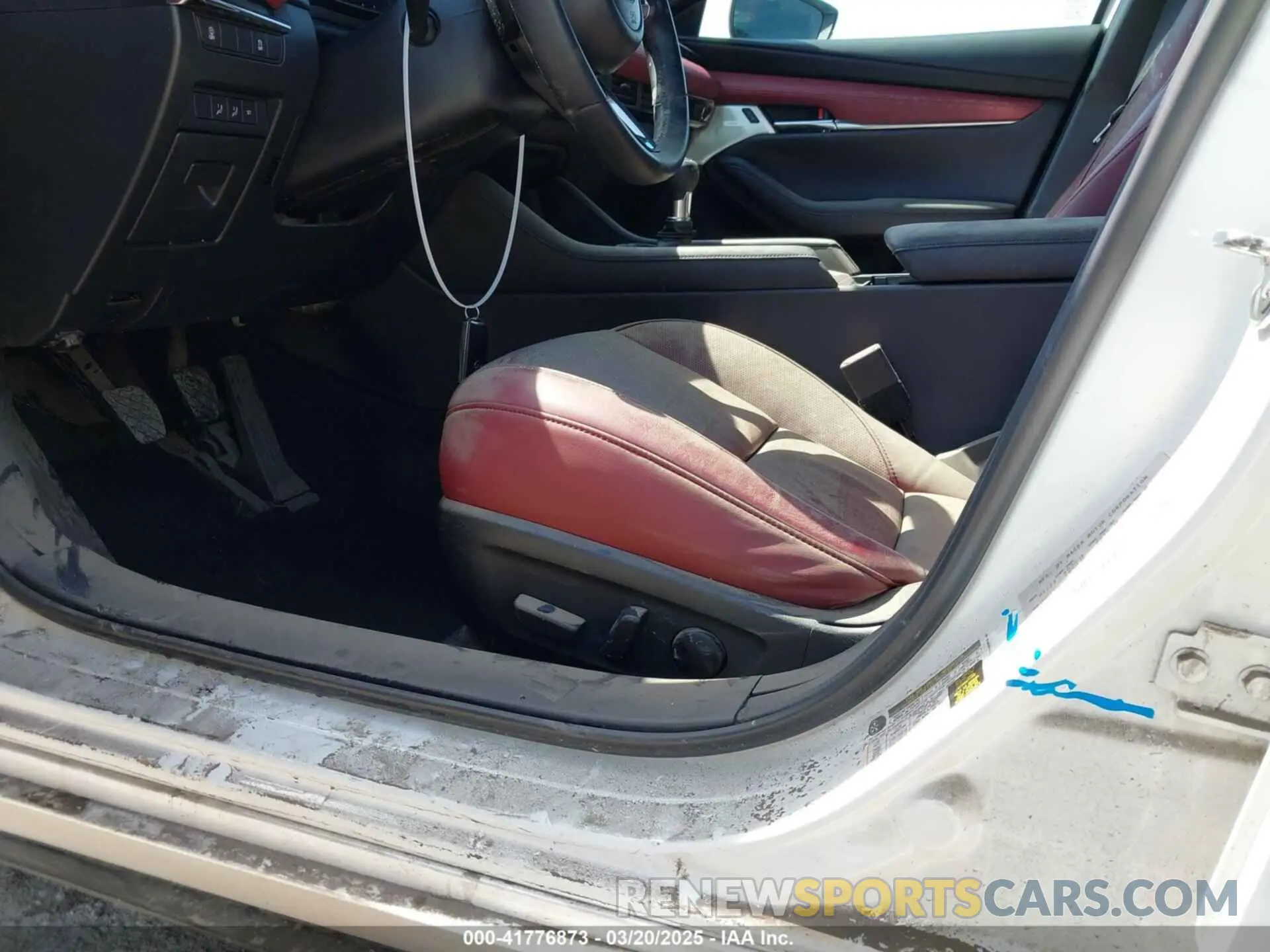 6 fotografías del automóvil dañado JM1BPAMM3P1622281 MAZDA MAZDA3 2023