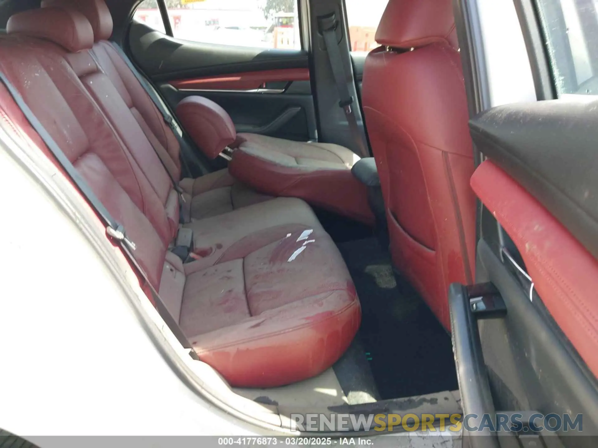 8 fotografías del automóvil dañado JM1BPAMM3P1622281 MAZDA MAZDA3 2023
