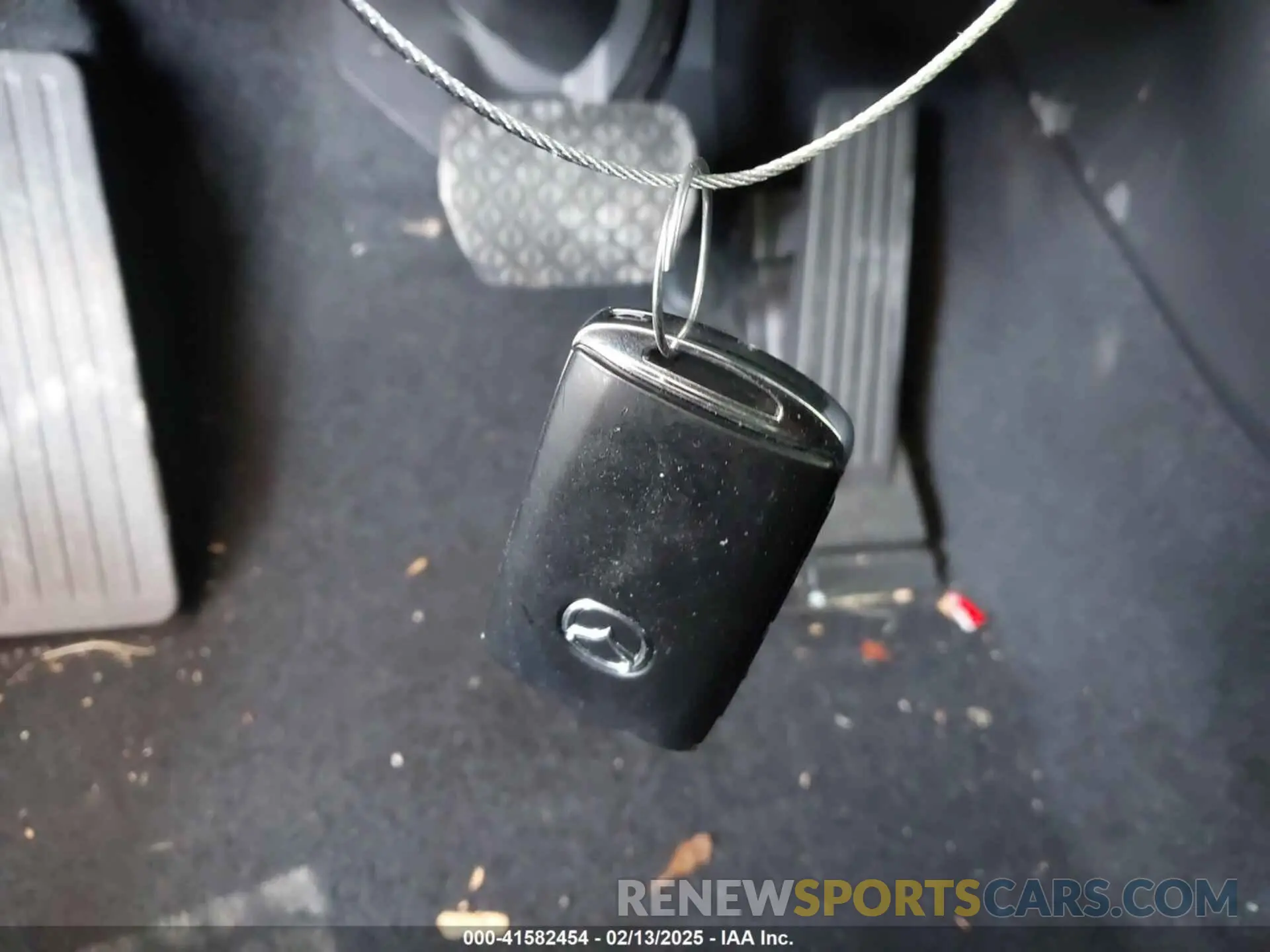 11 fotografías del automóvil dañado 3MZBPAAM4RM423330 MAZDA MAZDA3 2024