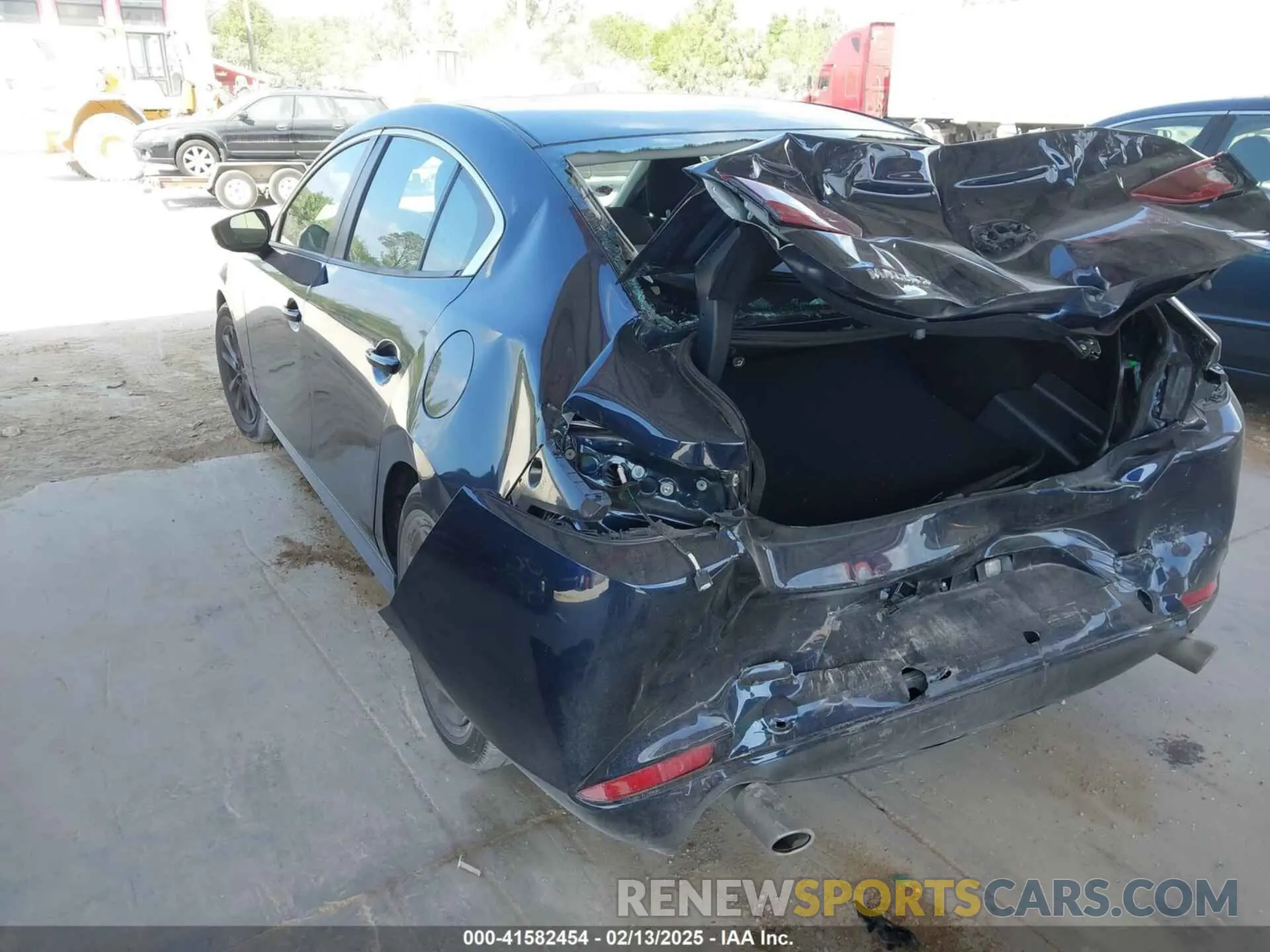 3 fotografías del automóvil dañado 3MZBPAAM4RM423330 MAZDA MAZDA3 2024