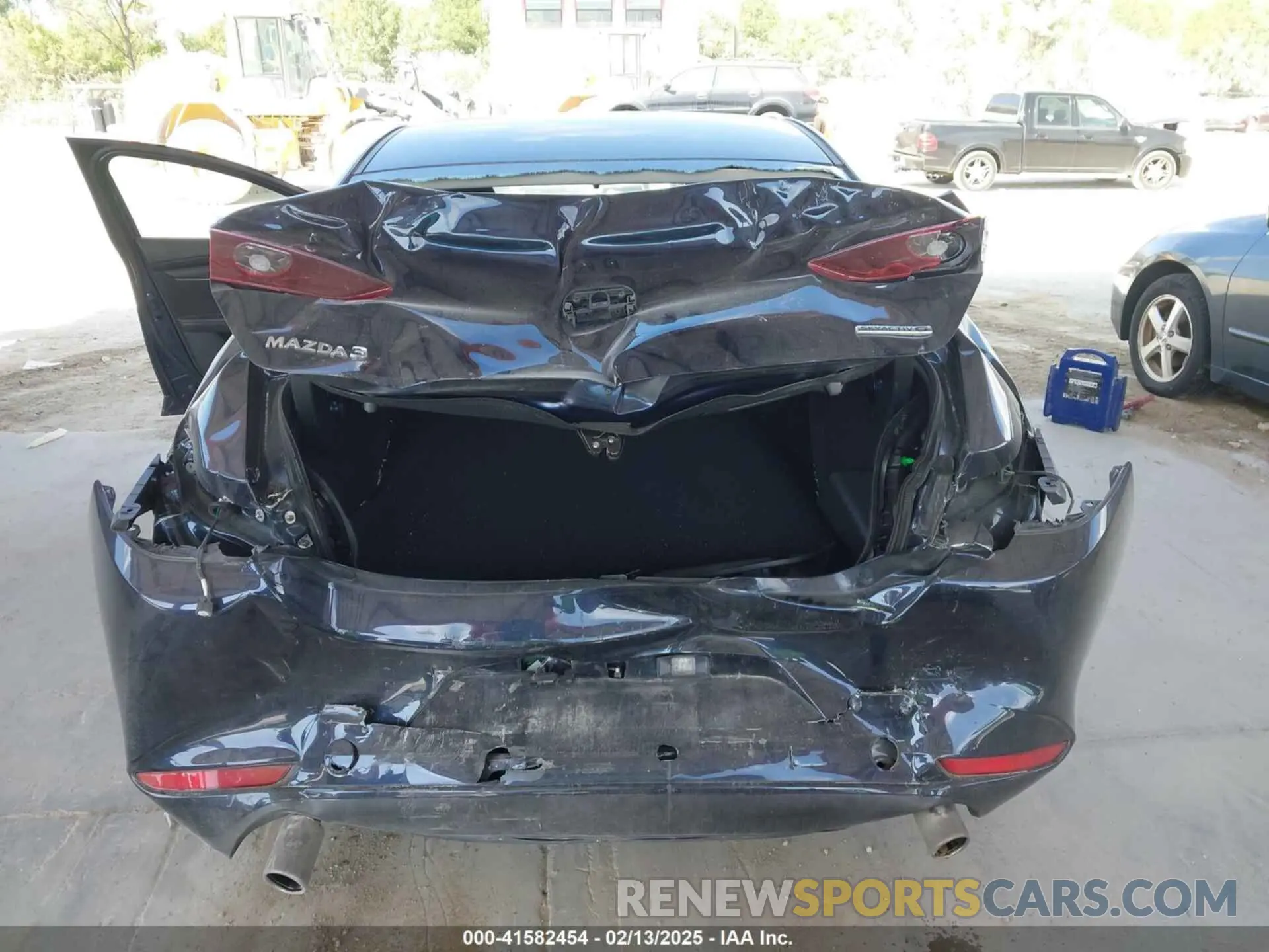 6 fotografías del automóvil dañado 3MZBPAAM4RM423330 MAZDA MAZDA3 2024