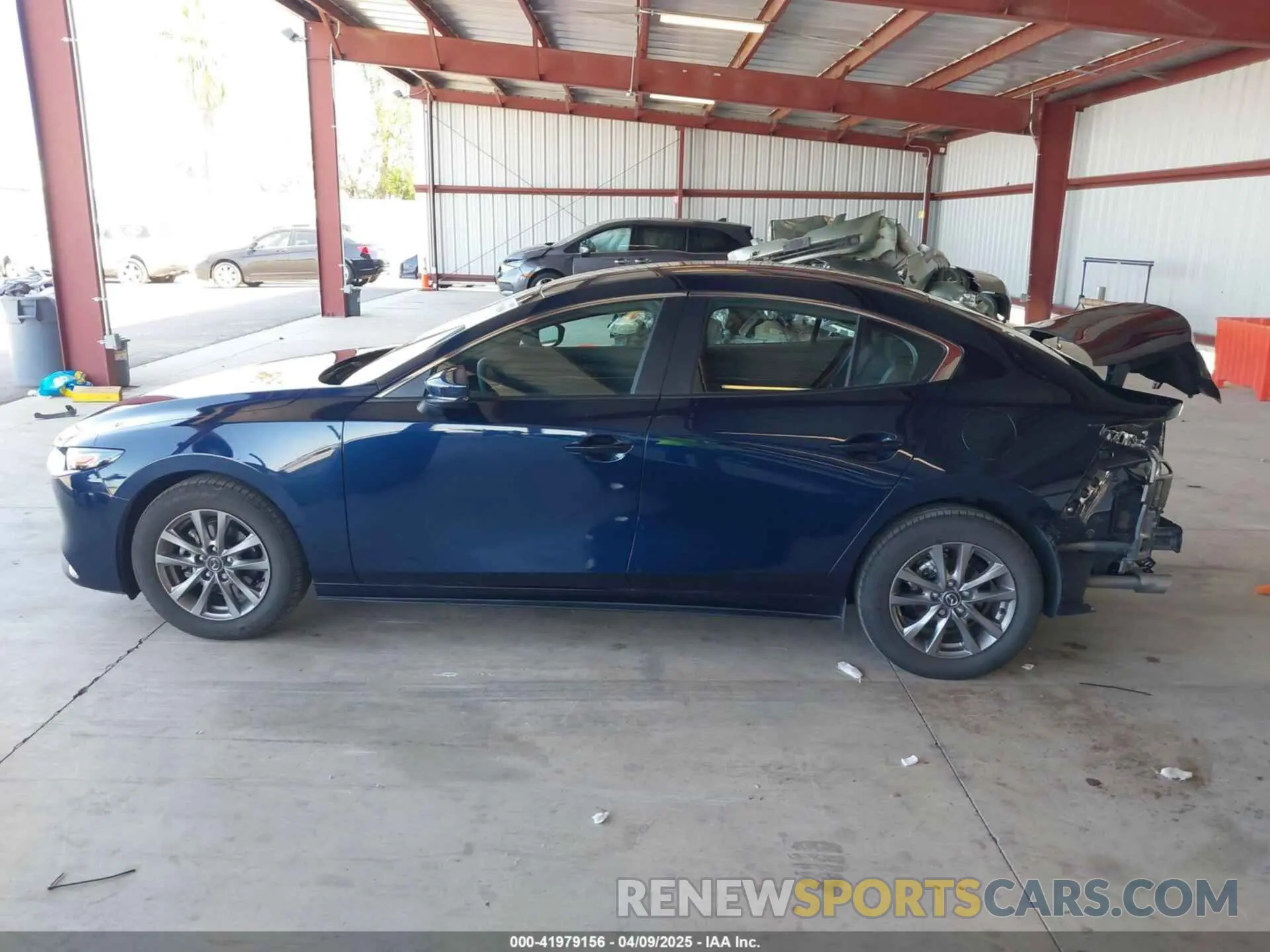 15 fotografías del automóvil dañado 3MZBPAAM4RM432416 MAZDA MAZDA3 2024