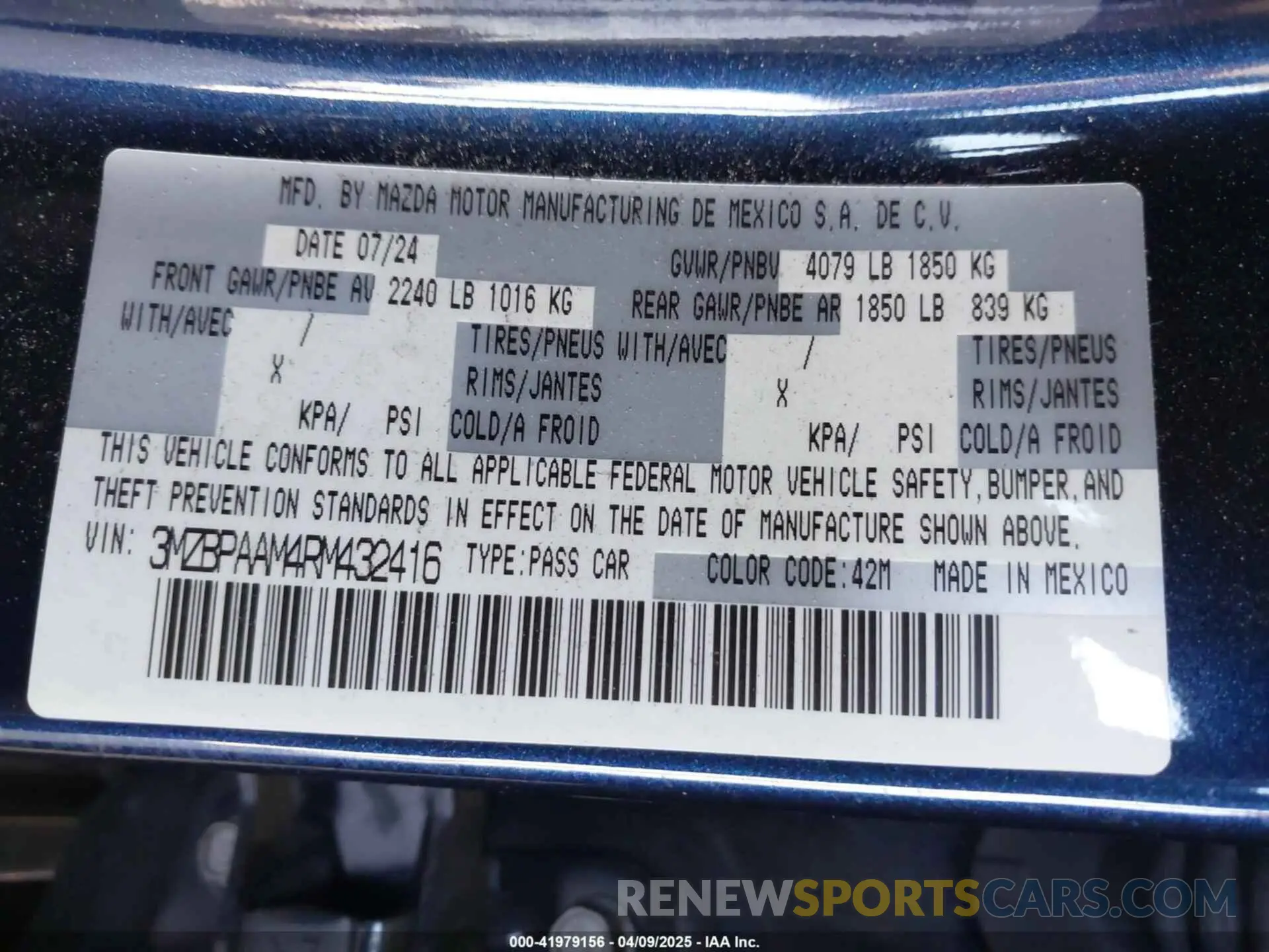 9 fotografías del automóvil dañado 3MZBPAAM4RM432416 MAZDA MAZDA3 2024