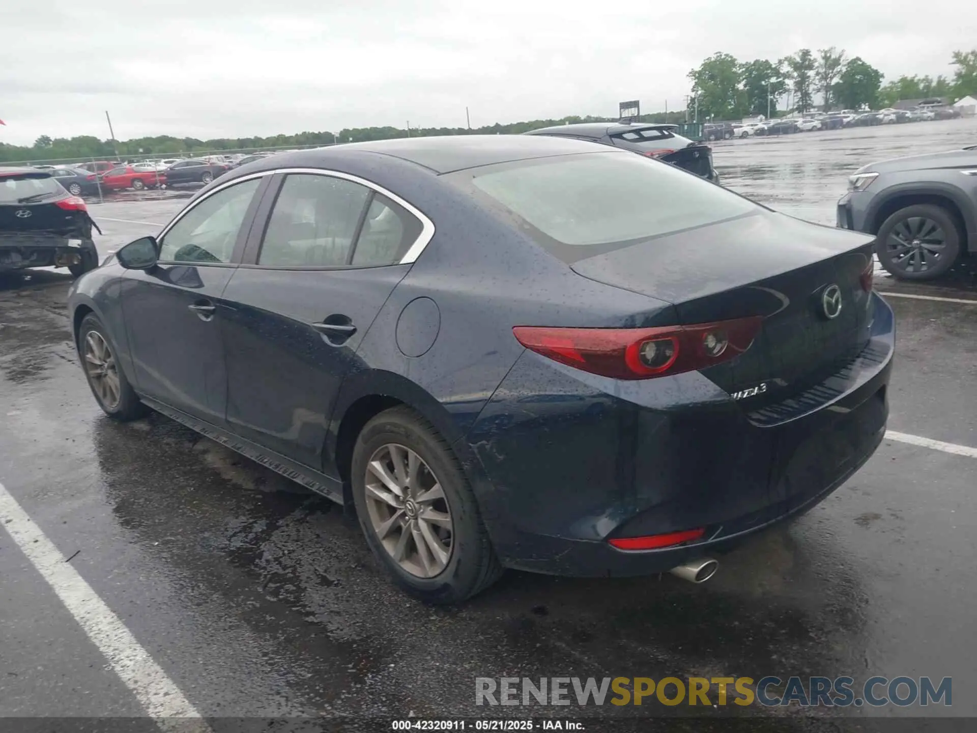 3 fotografías del automóvil dañado 3MZBPAAM5RM416287 MAZDA MAZDA3 2024