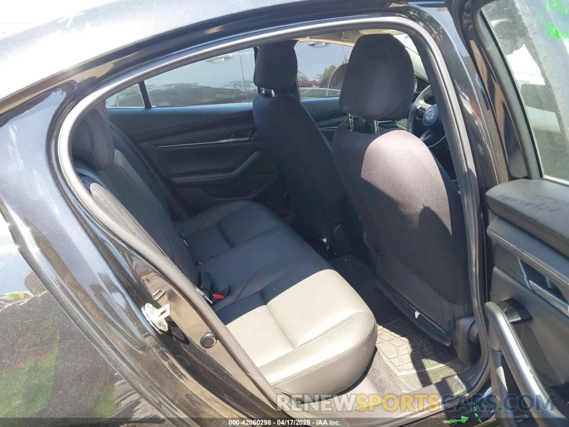8 fotografías del automóvil dañado 3MZBPABM7RM407654 MAZDA MAZDA3 2024