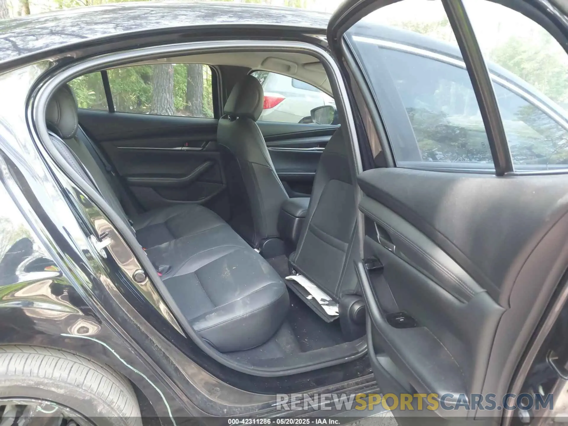 8 fotografías del automóvil dañado 3MZBPABM8RM412278 MAZDA MAZDA3 2024