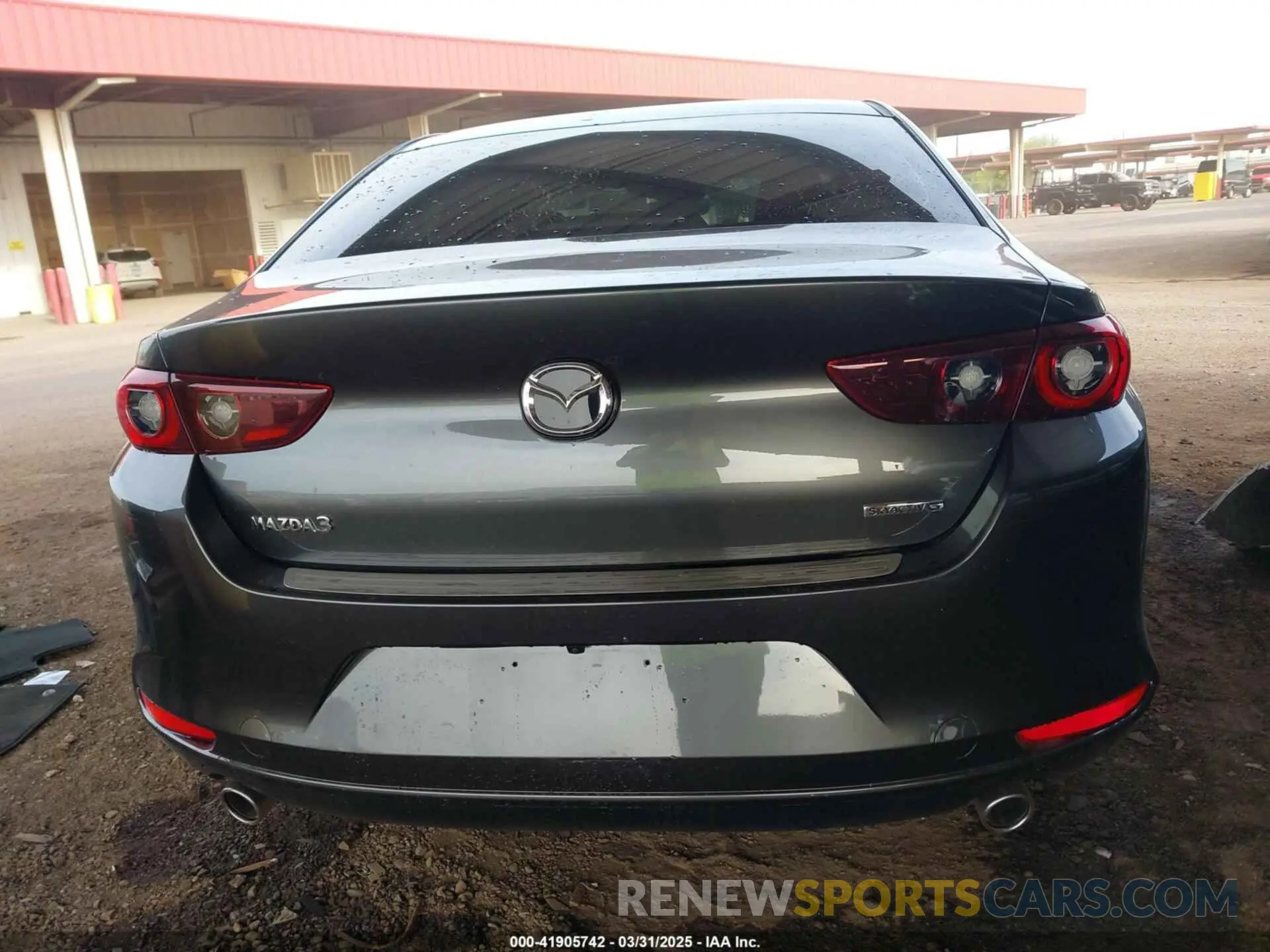 16 fotografías del automóvil dañado 3MZBPABM8RM414371 MAZDA MAZDA3 2024