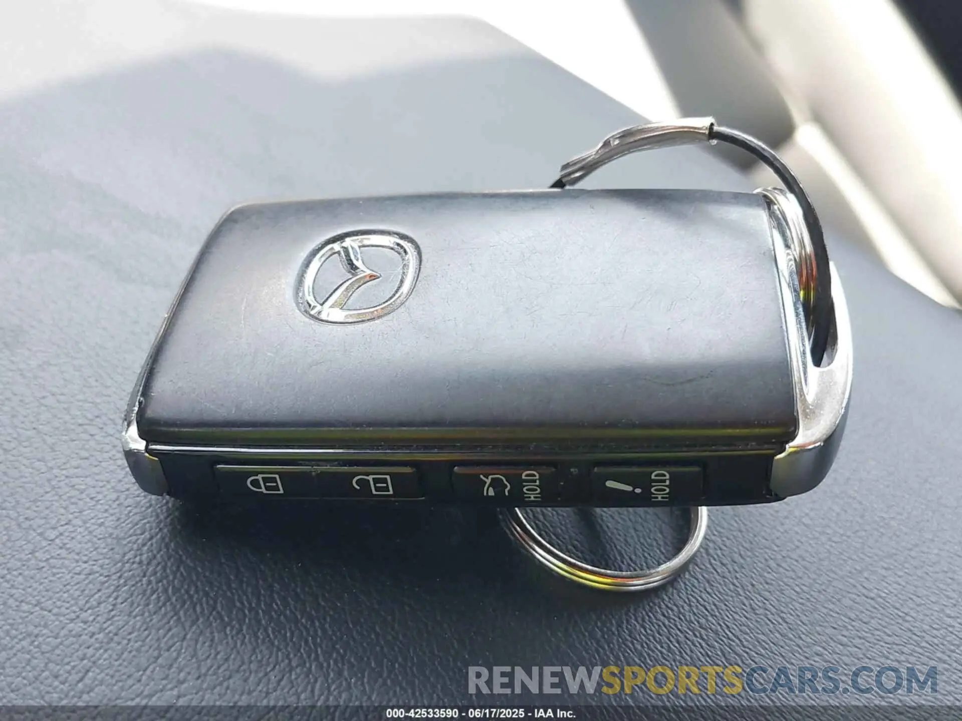11 fotografías del automóvil dañado 3MZBPABM9RM427906 MAZDA MAZDA3 2024