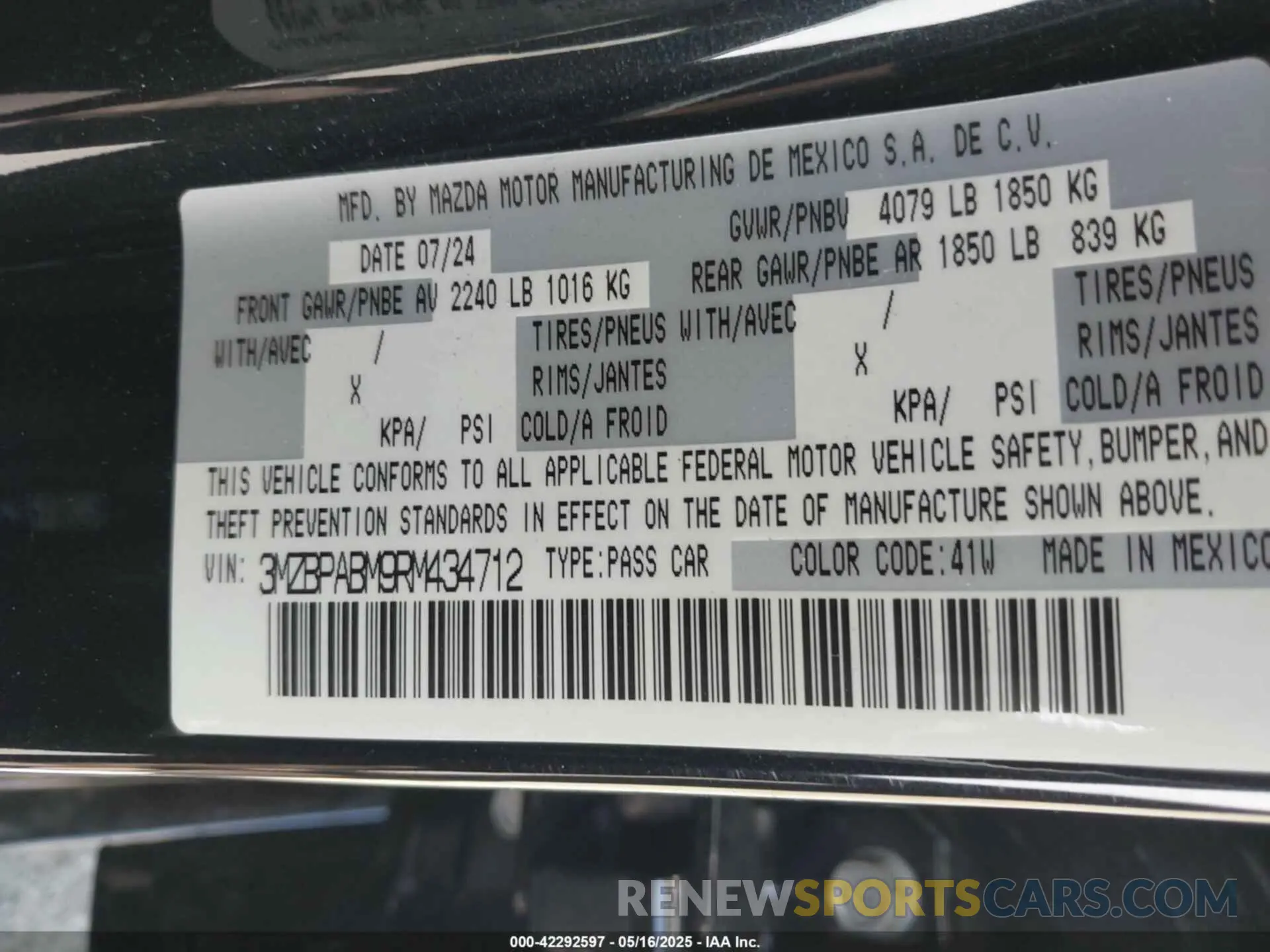 9 fotografías del automóvil dañado 3MZBPABM9RM434712 MAZDA MAZDA3 2024