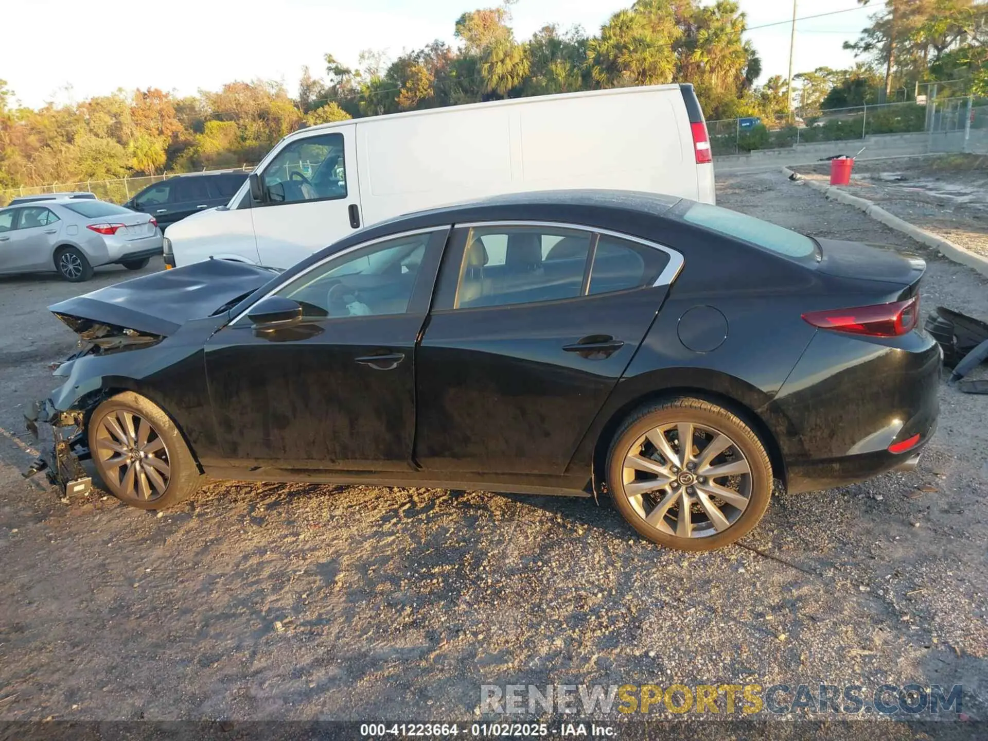 14 fotografías del automóvil dañado 3MZBPACM5RM402967 MAZDA MAZDA3 2024