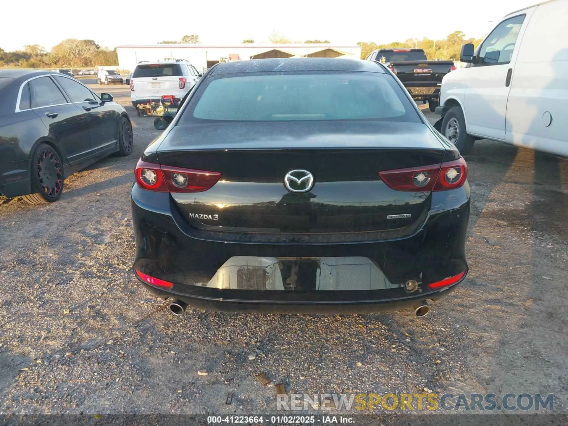 16 fotografías del automóvil dañado 3MZBPACM5RM402967 MAZDA MAZDA3 2024