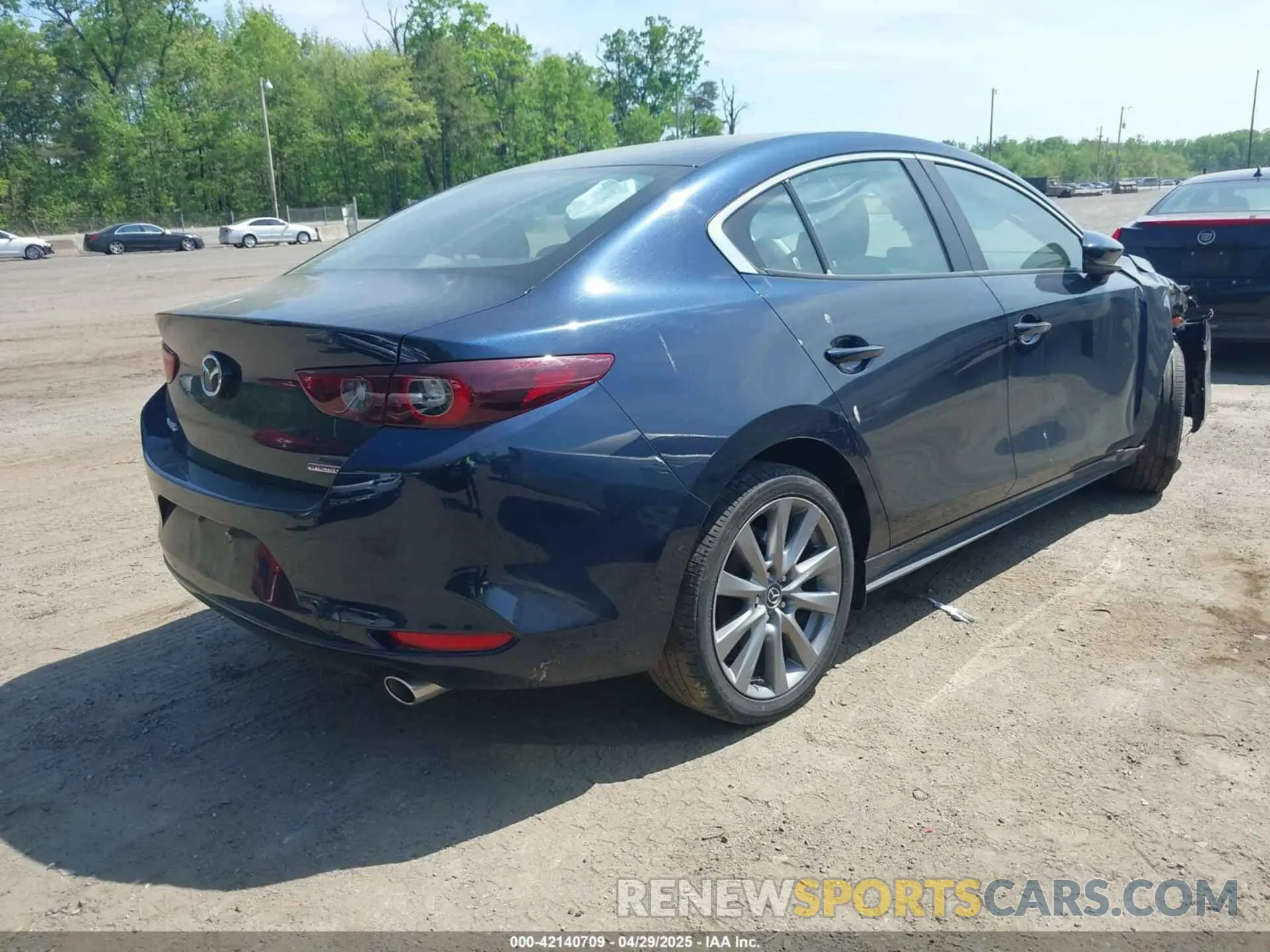 4 fotografías del automóvil dañado 3MZBPACM7RM415218 MAZDA MAZDA3 2024