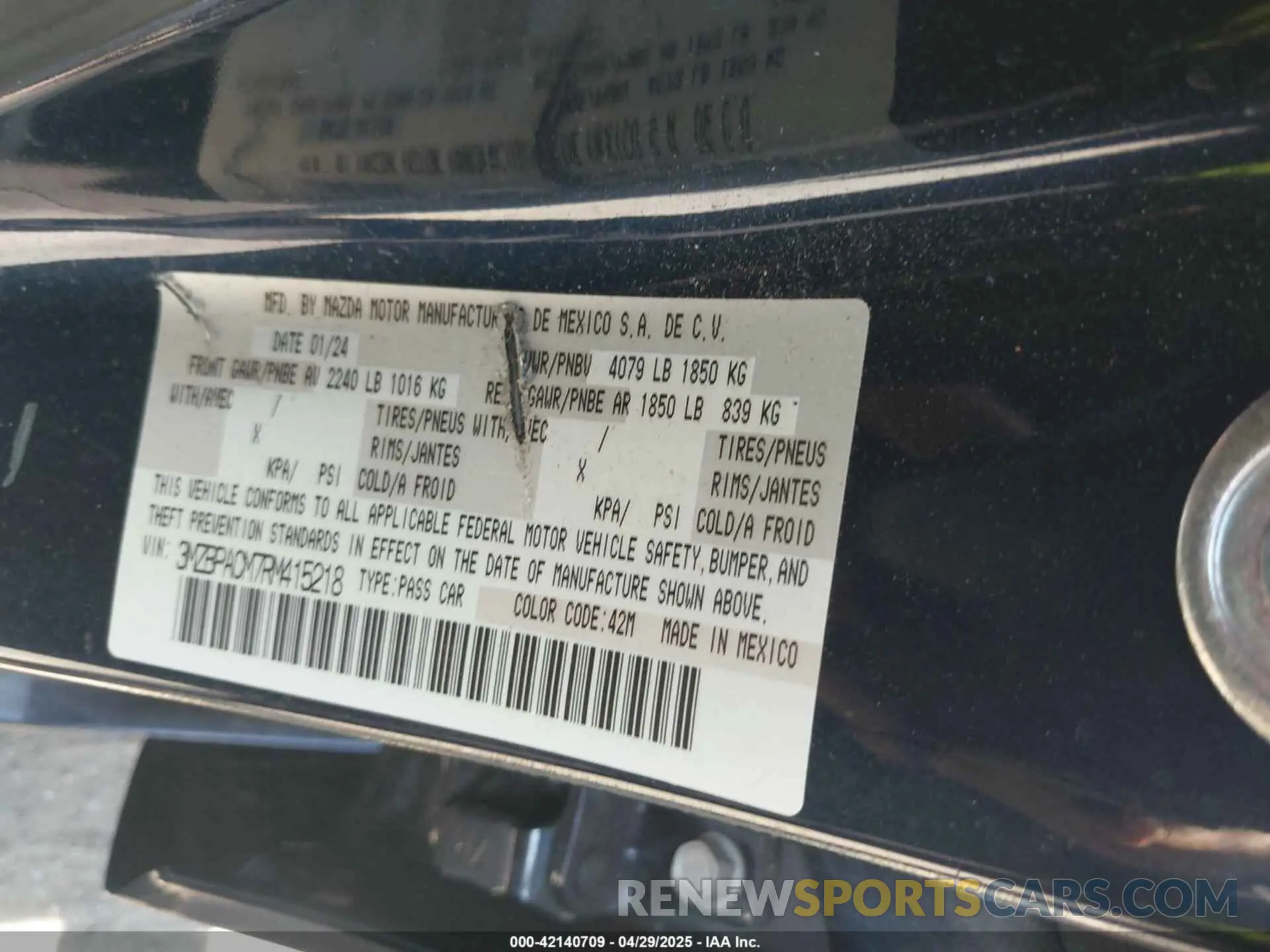 9 fotografías del automóvil dañado 3MZBPACM7RM415218 MAZDA MAZDA3 2024