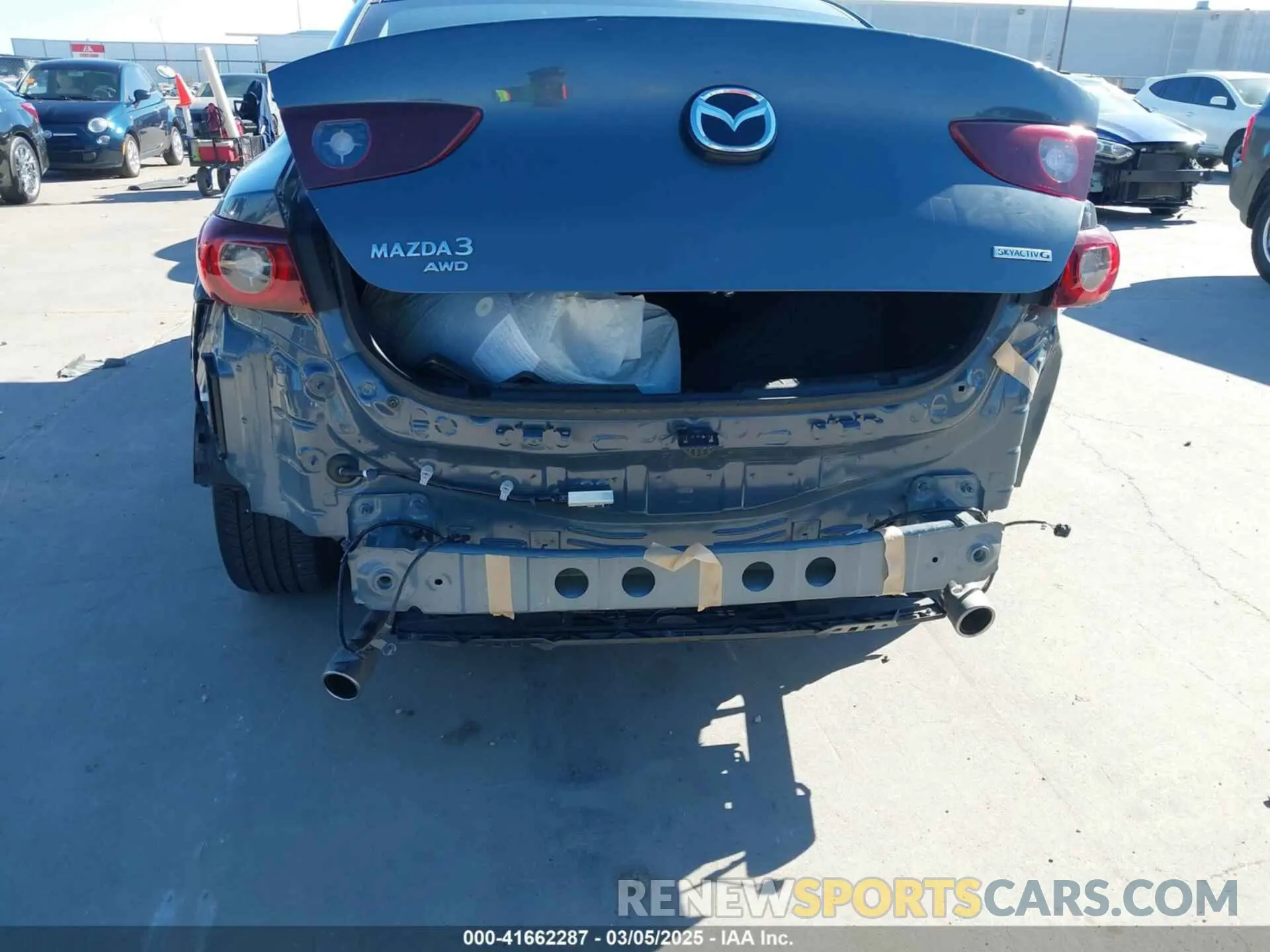 6 fotografías del automóvil dañado 3MZBPBCM2RM416184 MAZDA MAZDA3 2024
