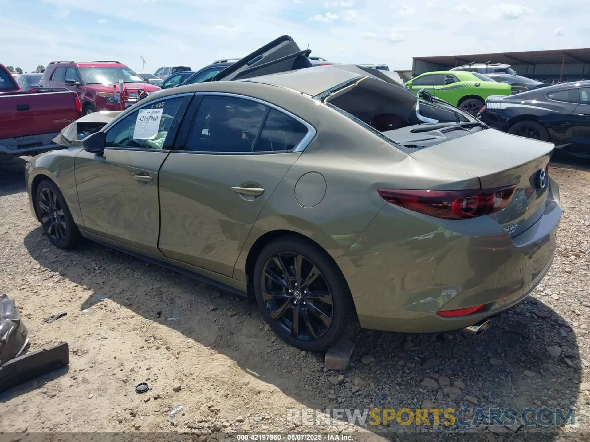 3 fotografías del automóvil dañado 3MZBPBXY1RM421132 MAZDA MAZDA3 2024