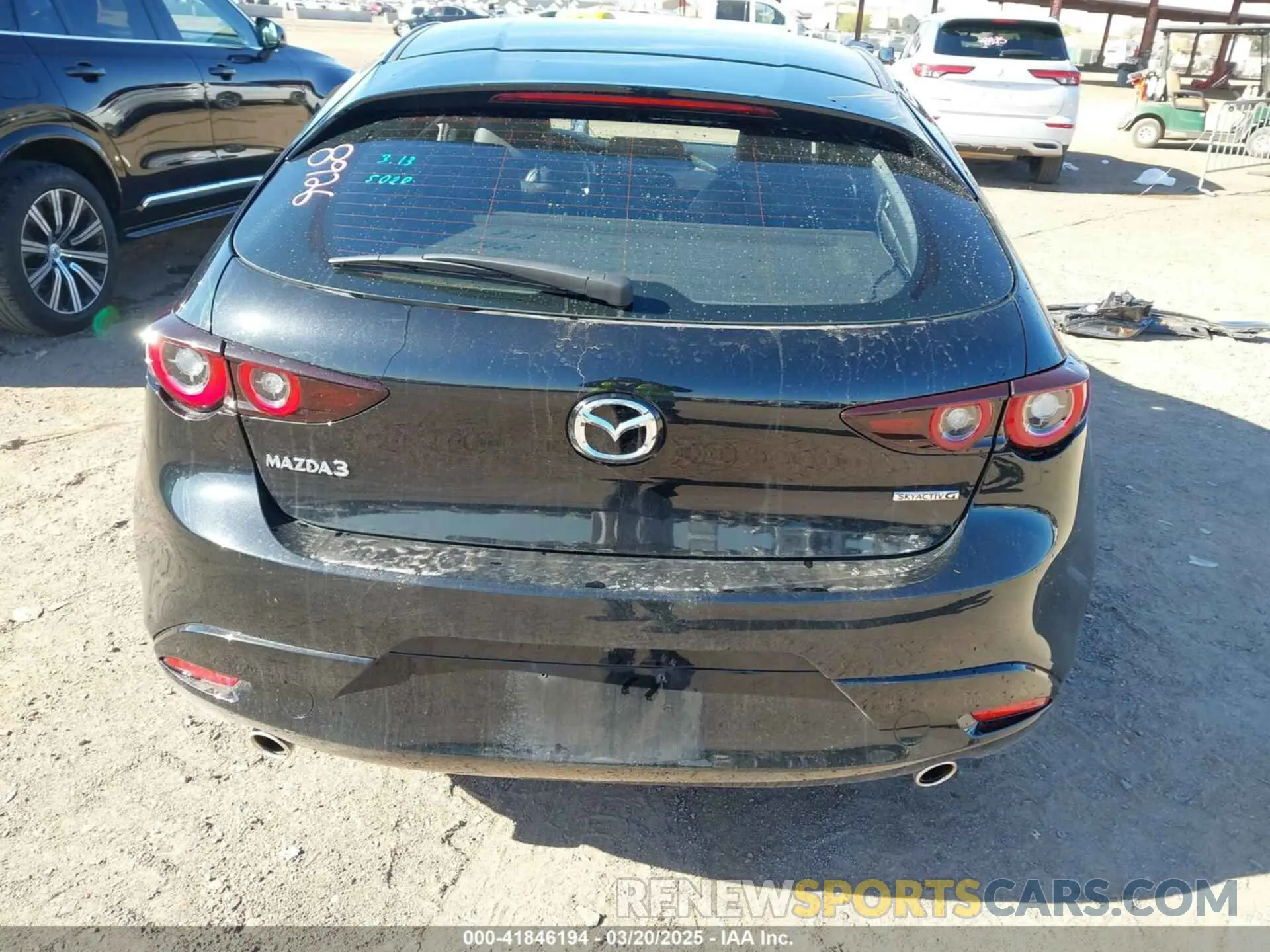16 fotografías del automóvil dañado JM1BPAKM1R1706878 MAZDA MAZDA3 2024