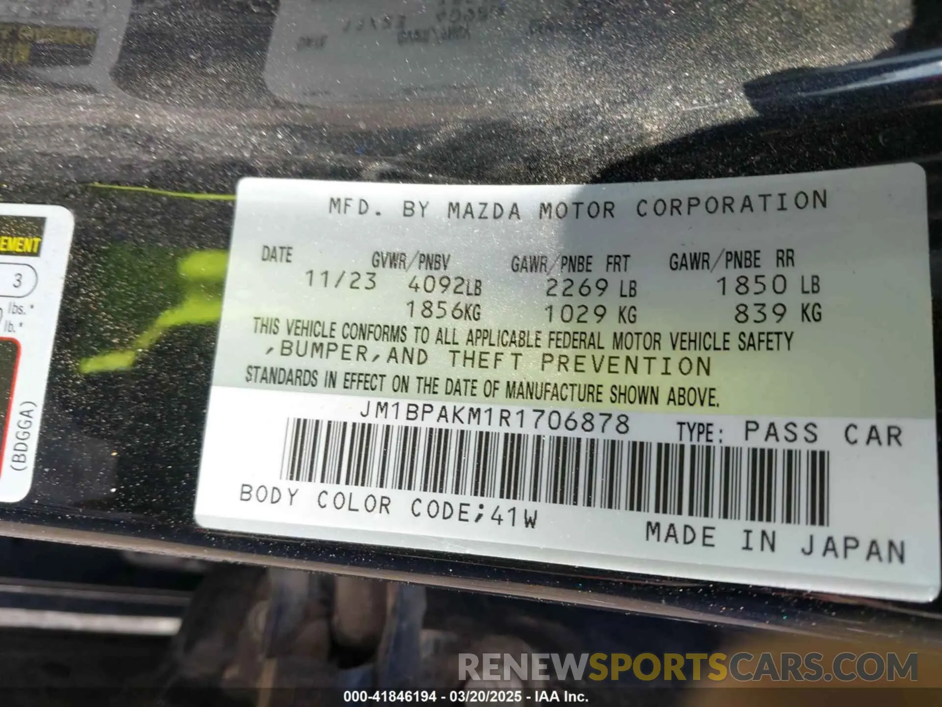 9 fotografías del automóvil dañado JM1BPAKM1R1706878 MAZDA MAZDA3 2024