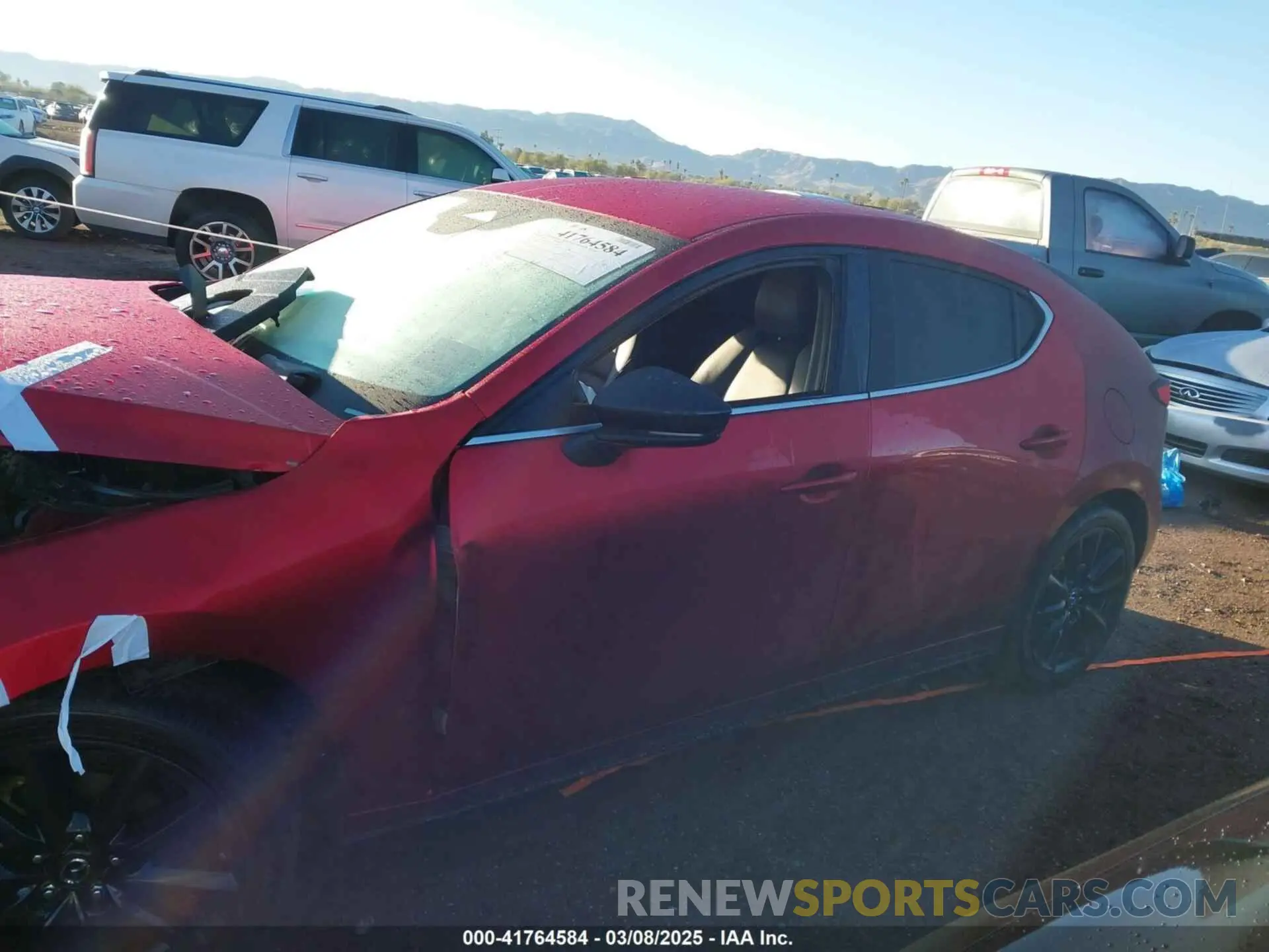 13 fotografías del automóvil dañado JM1BPAKM7R1710515 MAZDA MAZDA3 2024