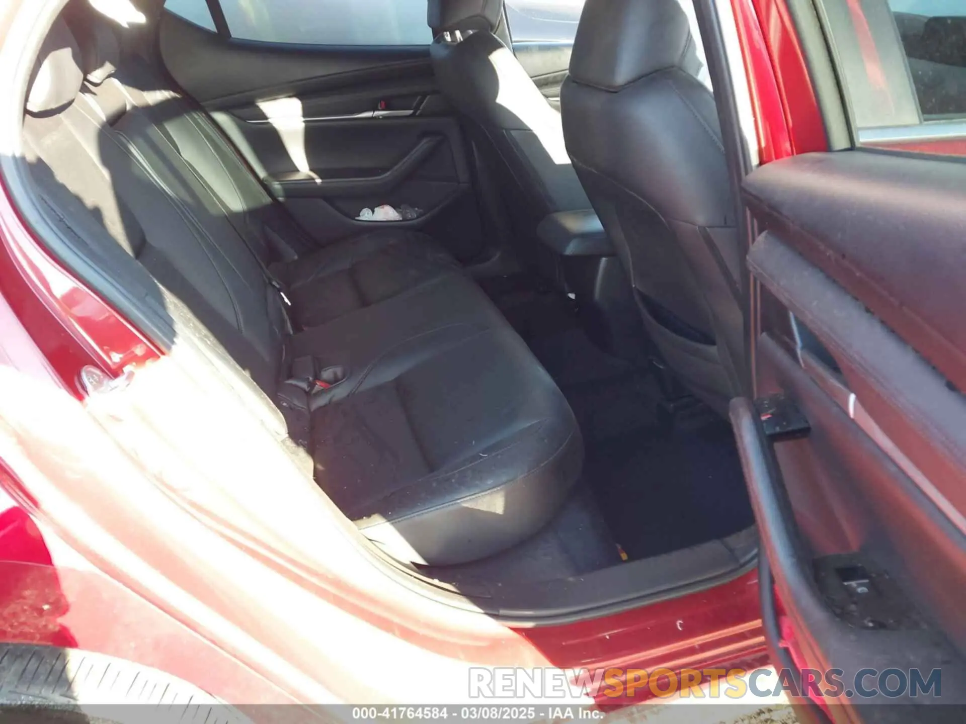 8 fotografías del automóvil dañado JM1BPAKM7R1710515 MAZDA MAZDA3 2024
