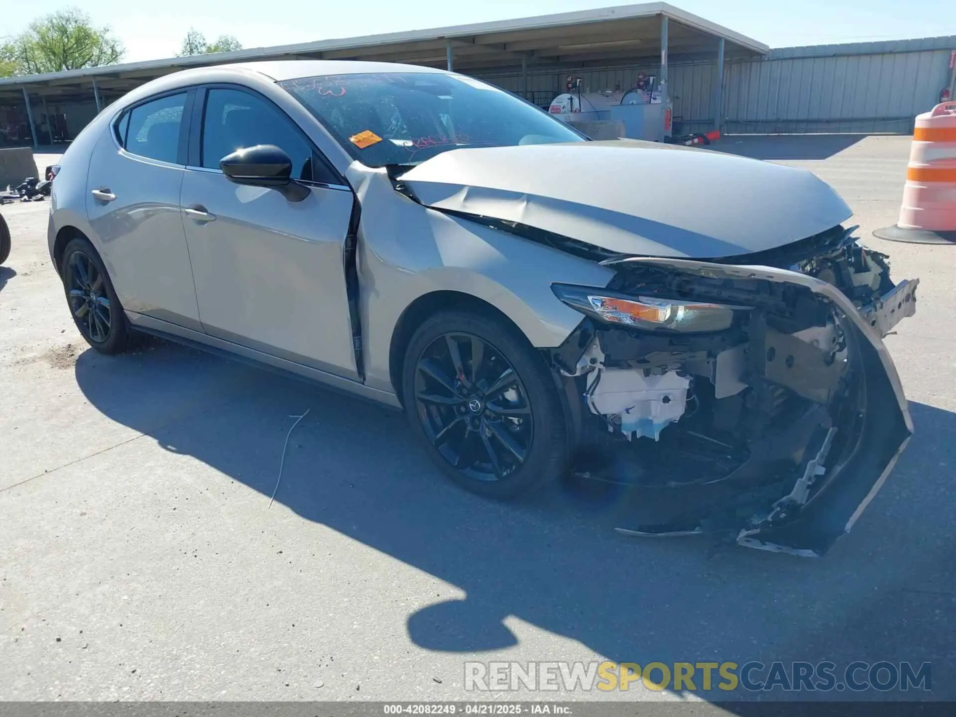 1 fotografías del automóvil dañado JM1BPAKM8R1704528 MAZDA MAZDA3 2024