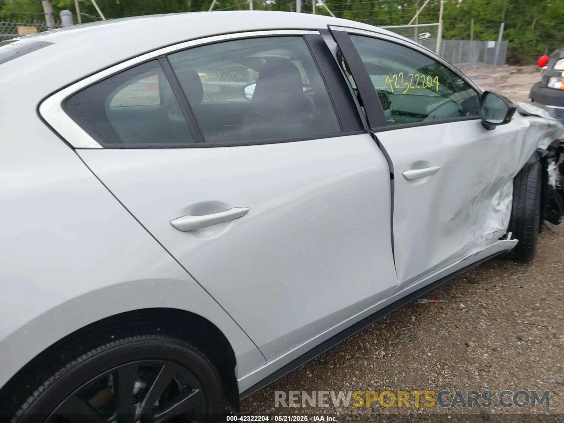 13 fotografías del automóvil dañado 3MZBPABM4SM464416 MAZDA MAZDA3 2025
