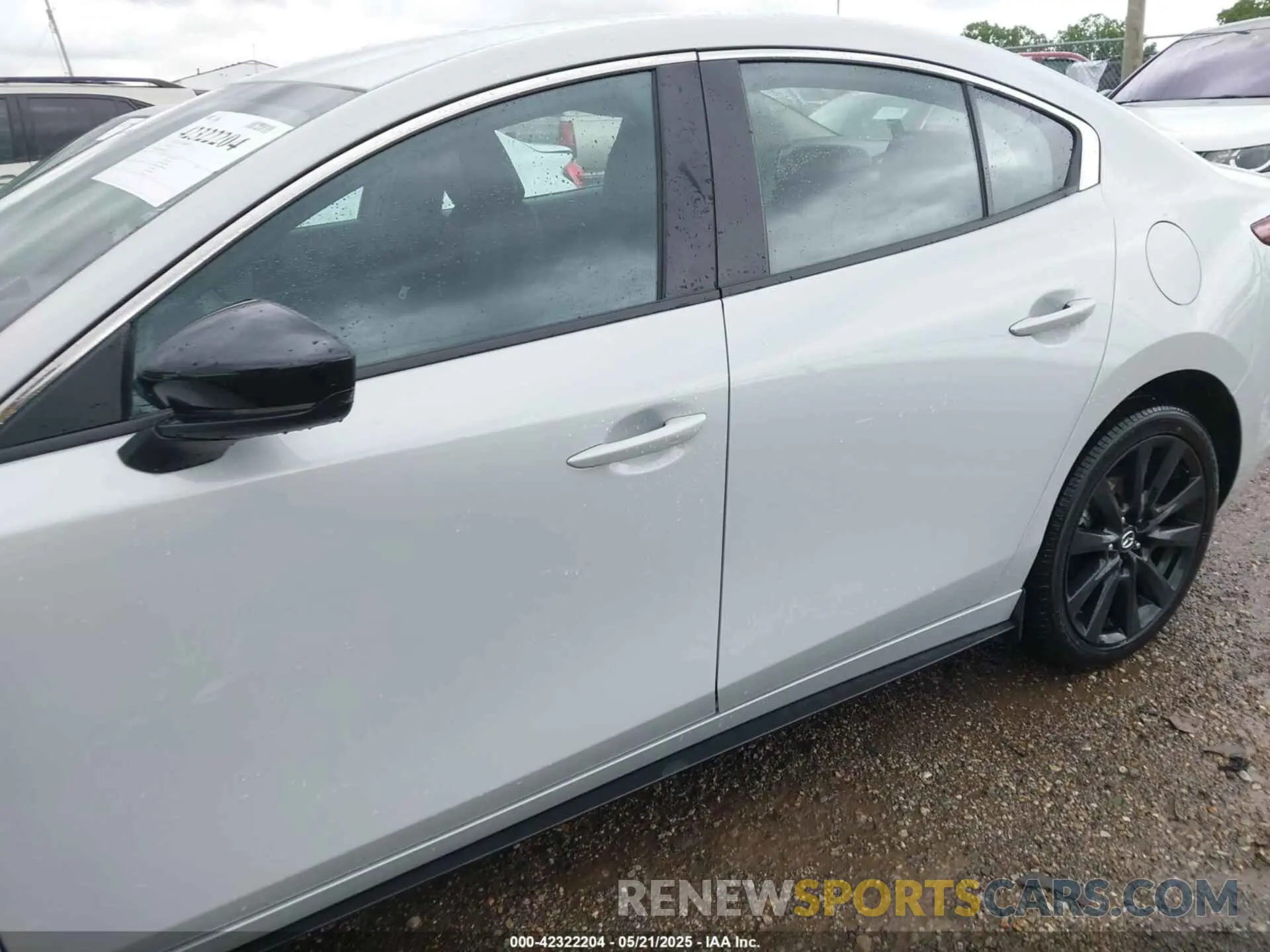 14 fotografías del automóvil dañado 3MZBPABM4SM464416 MAZDA MAZDA3 2025