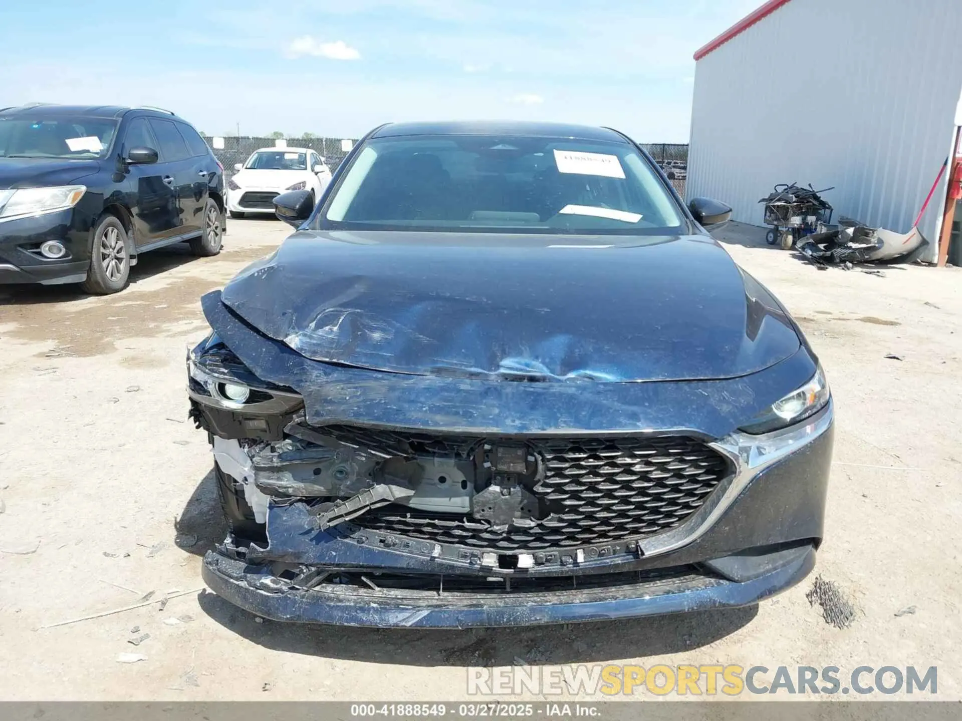 12 fotografías del automóvil dañado 3MZBPABM4SM468434 MAZDA MAZDA3 2025