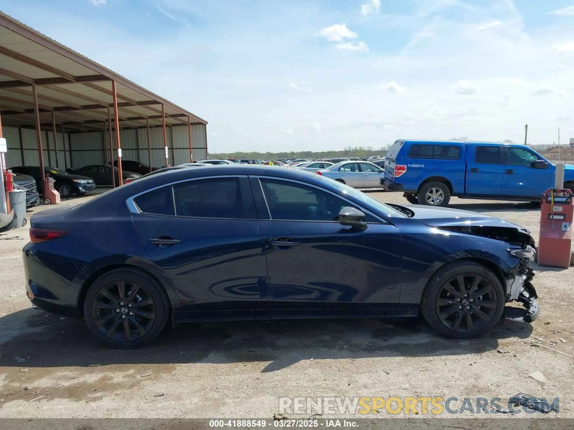 13 fotografías del automóvil dañado 3MZBPABM4SM468434 MAZDA MAZDA3 2025