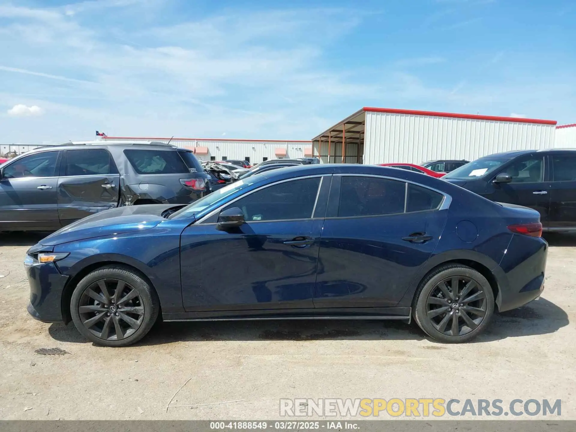 14 fotografías del automóvil dañado 3MZBPABM4SM468434 MAZDA MAZDA3 2025