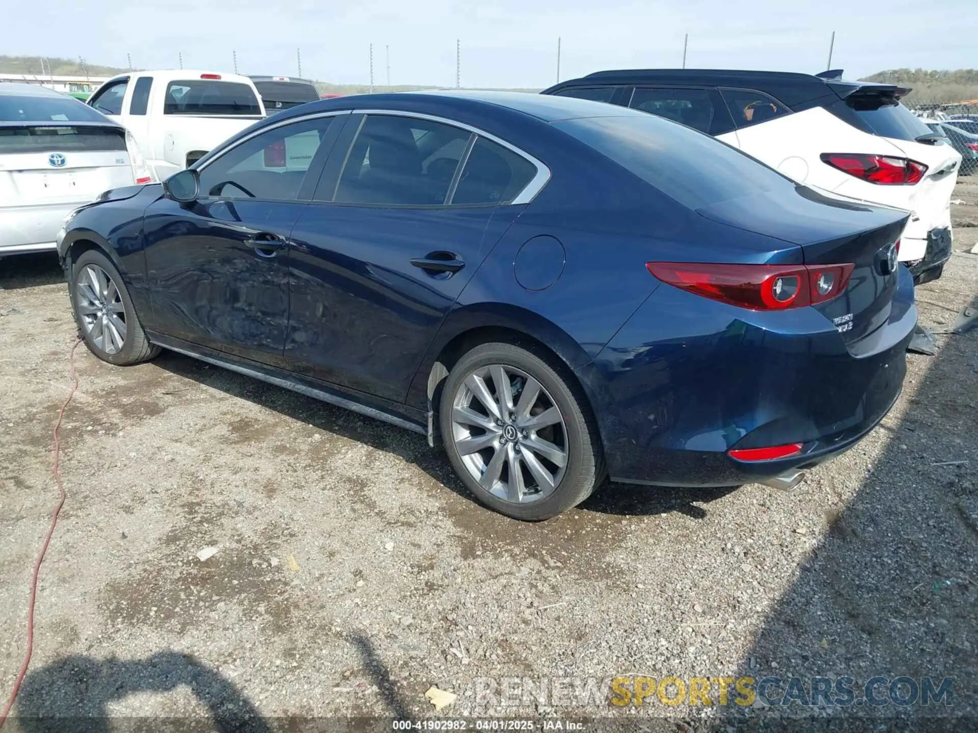 3 fotografías del automóvil dañado 3MZBPACM3SM452112 MAZDA MAZDA3 2025