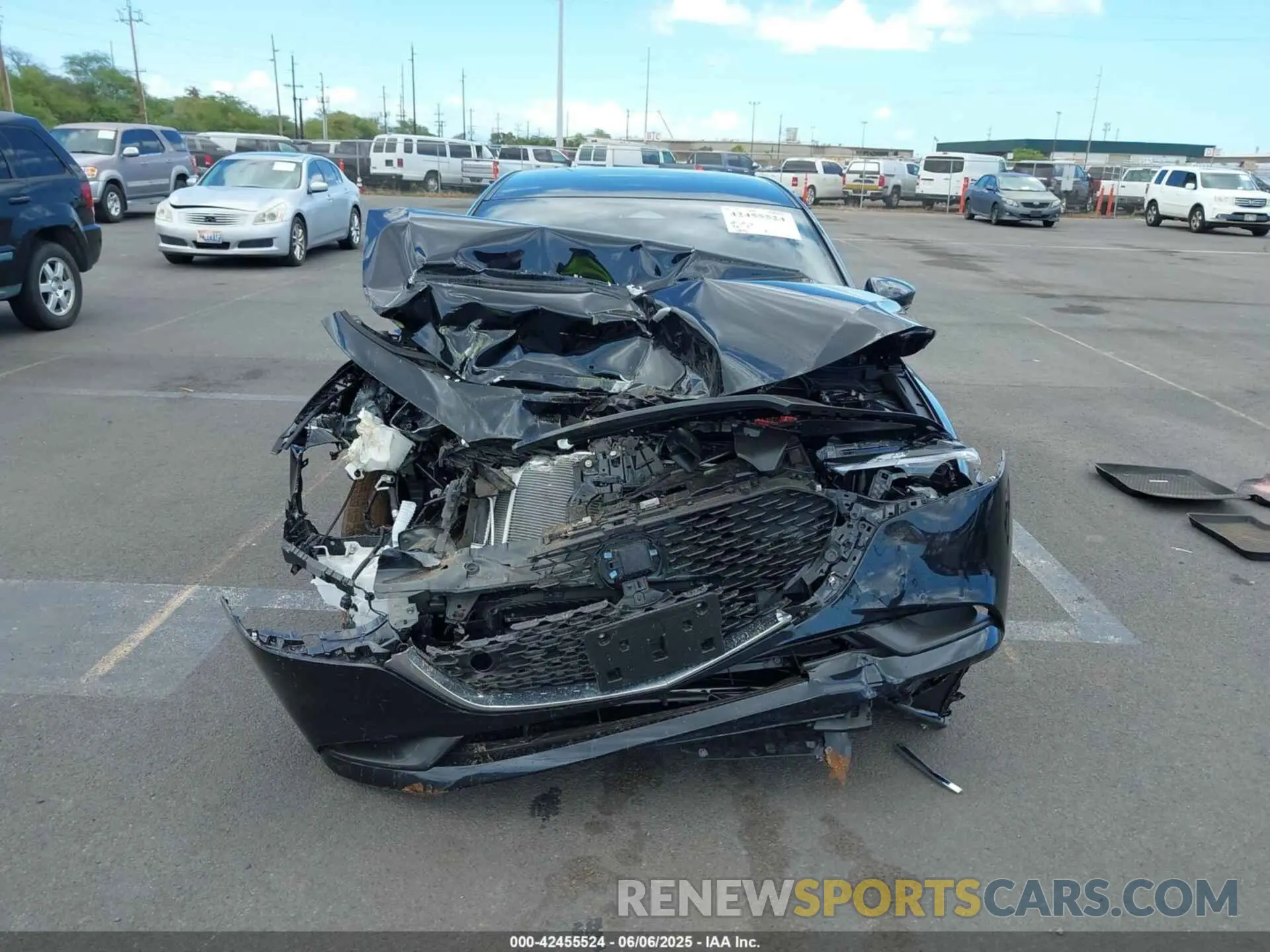 12 fotografías del automóvil dañado JM1BPAAM8S1766213 MAZDA MAZDA3 2025