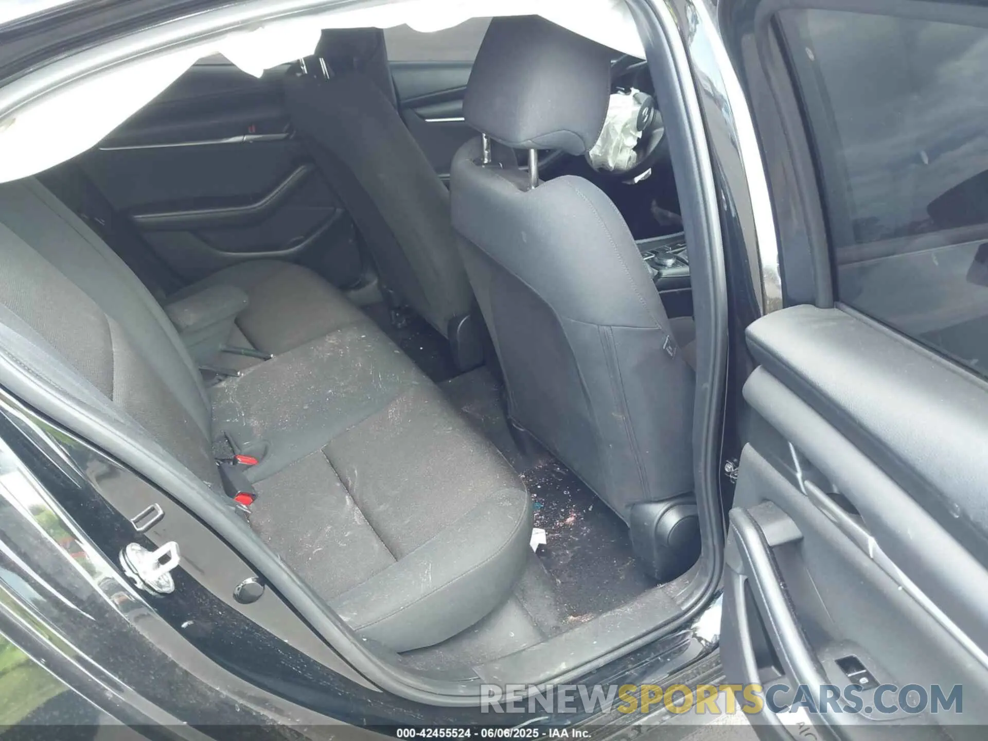 8 fotografías del automóvil dañado JM1BPAAM8S1766213 MAZDA MAZDA3 2025