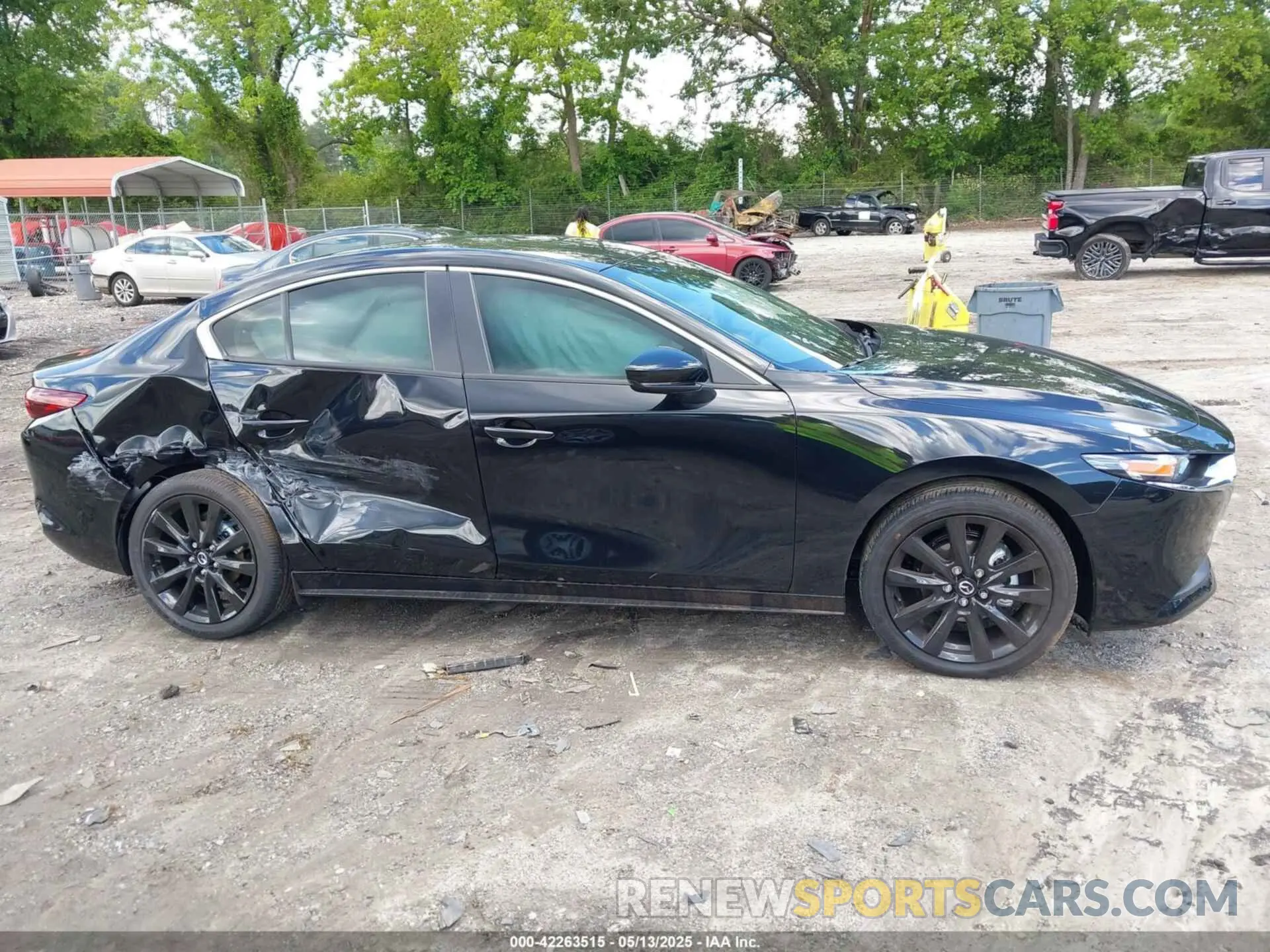13 fotografías del automóvil dañado JM1BPABM8S1781776 MAZDA MAZDA3 2025