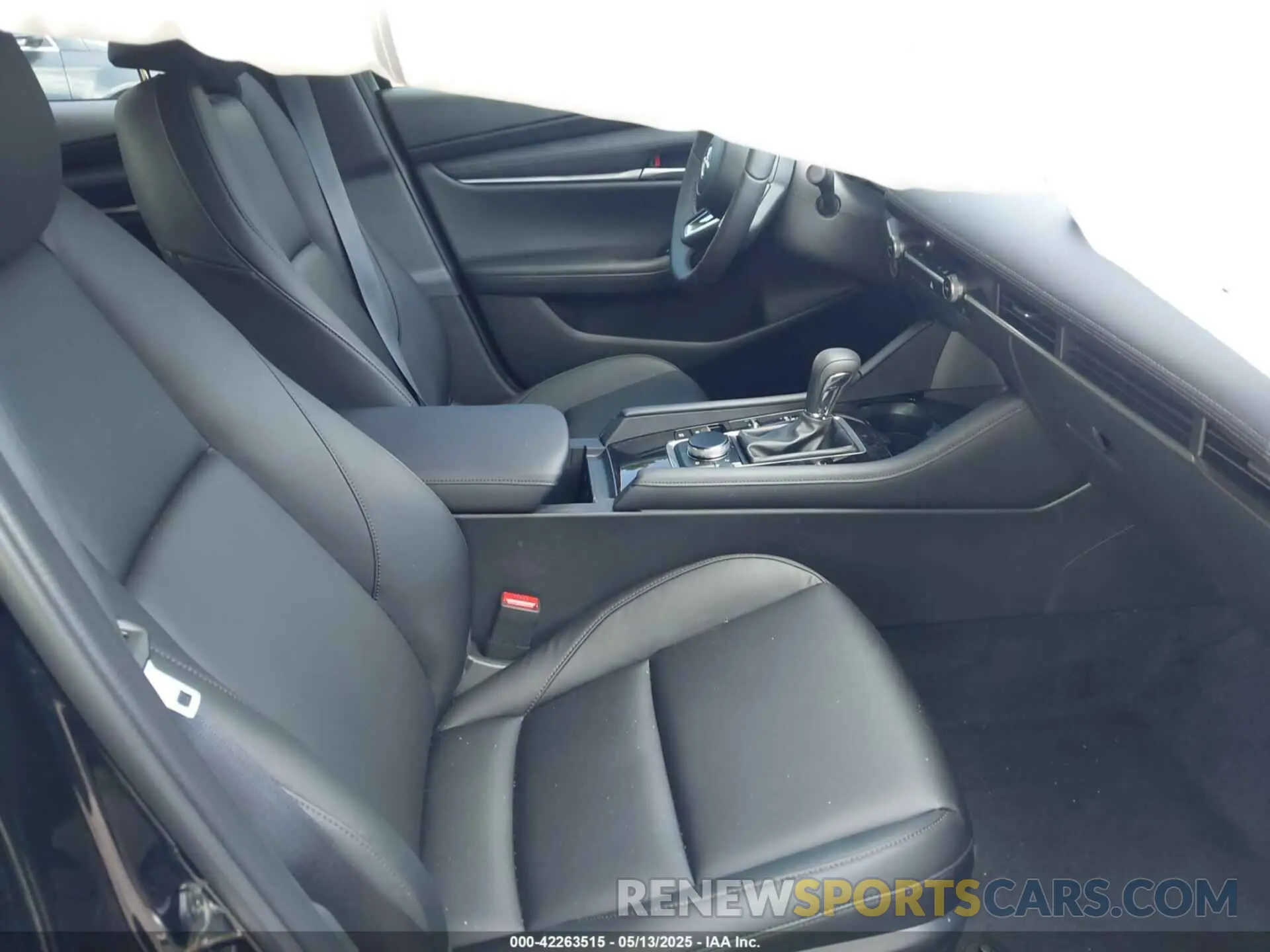 5 fotografías del automóvil dañado JM1BPABM8S1781776 MAZDA MAZDA3 2025