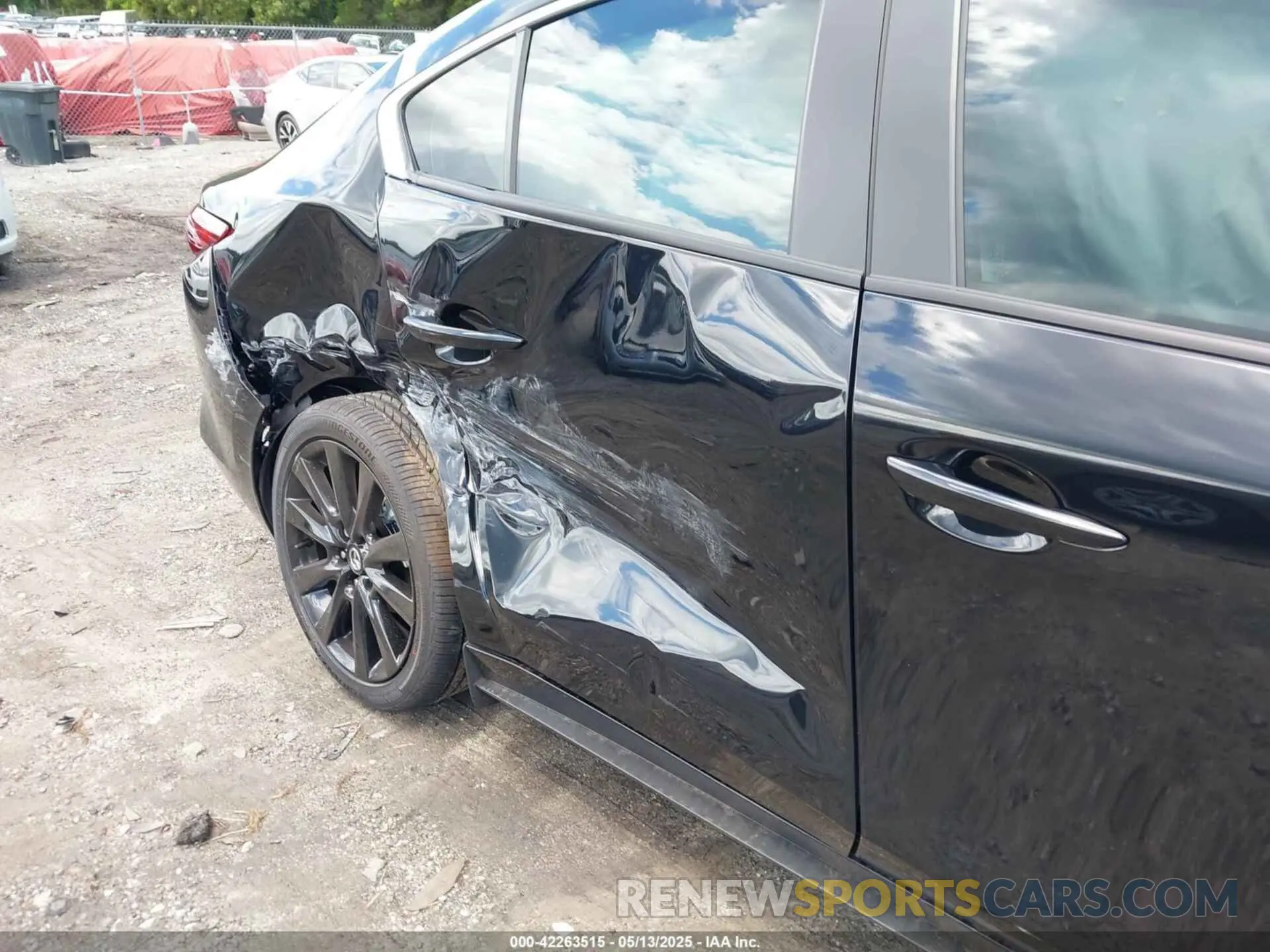 6 fotografías del automóvil dañado JM1BPABM8S1781776 MAZDA MAZDA3 2025