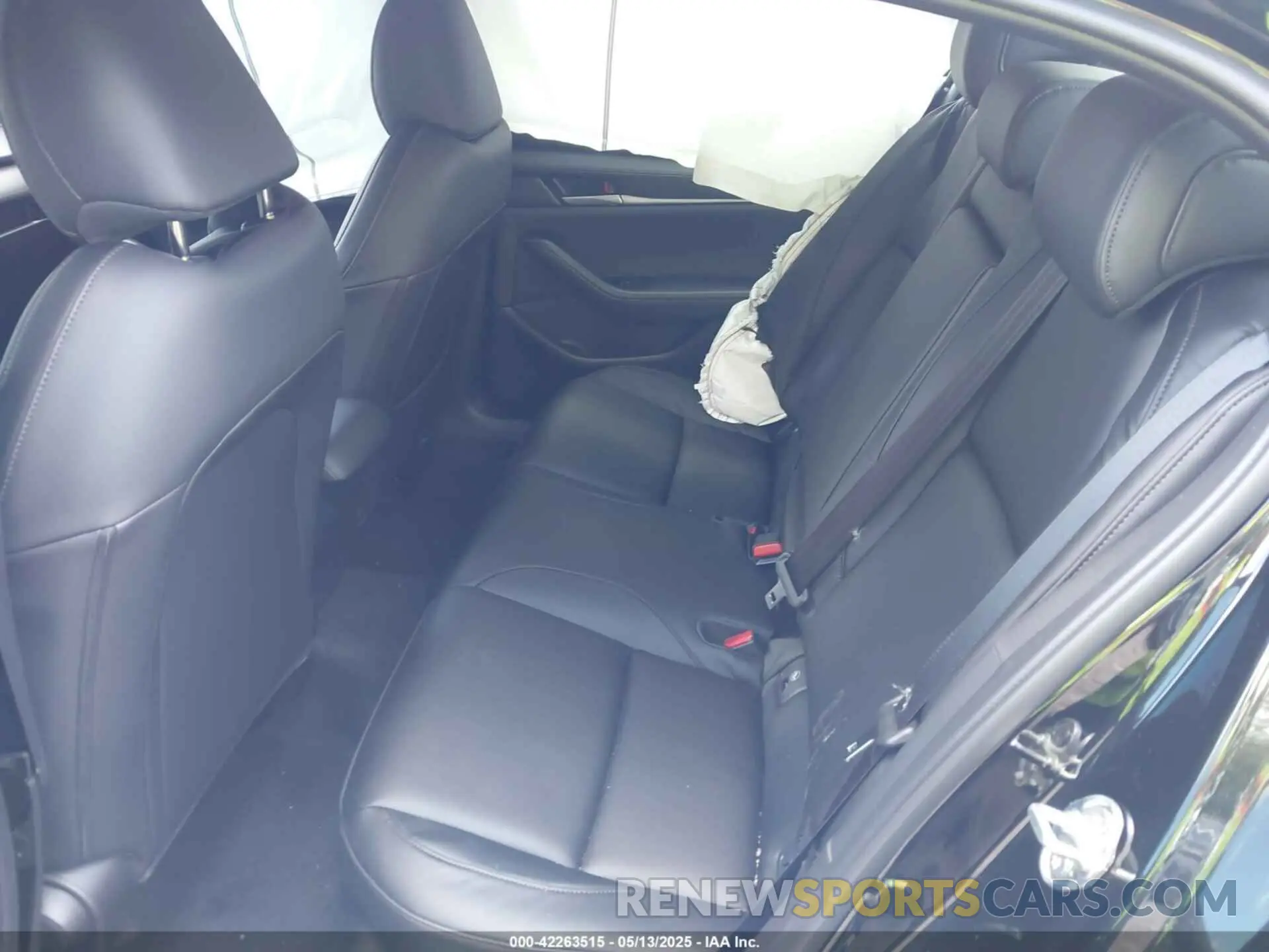 8 fotografías del automóvil dañado JM1BPABM8S1781776 MAZDA MAZDA3 2025